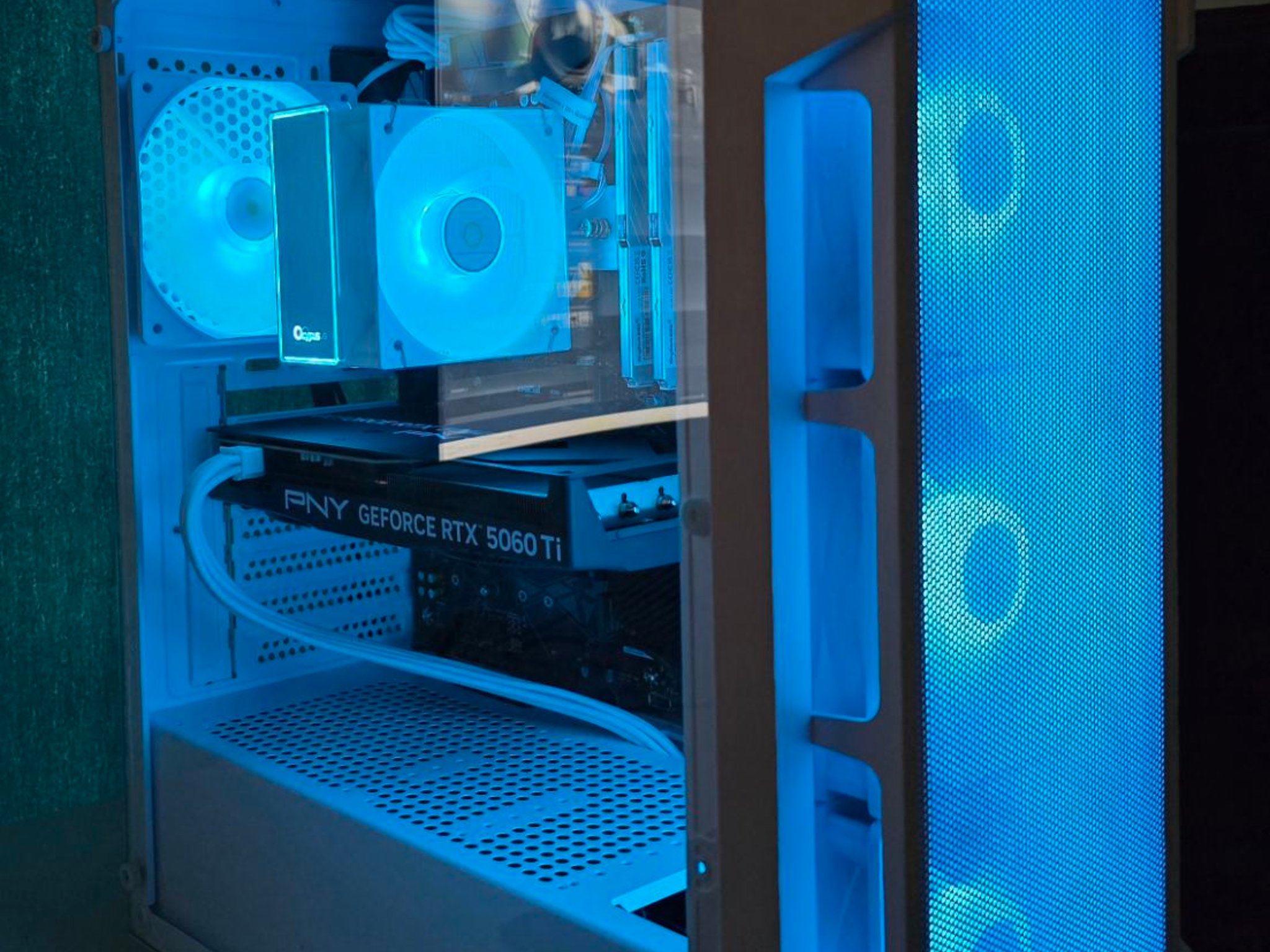 RTX 5060TI 16GB|RYZEN 7 5800XT |32GB DDR4 | 1T NVMe | The Mid-Range Beast RTX