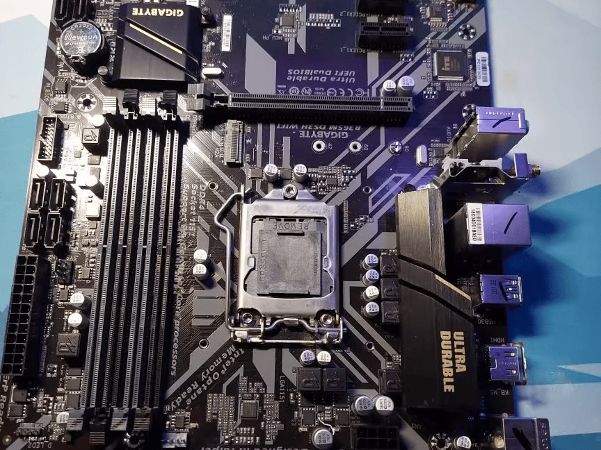 Gigabyte B365M DS3H WIFI Micro ATX LGA1151 Motherboard