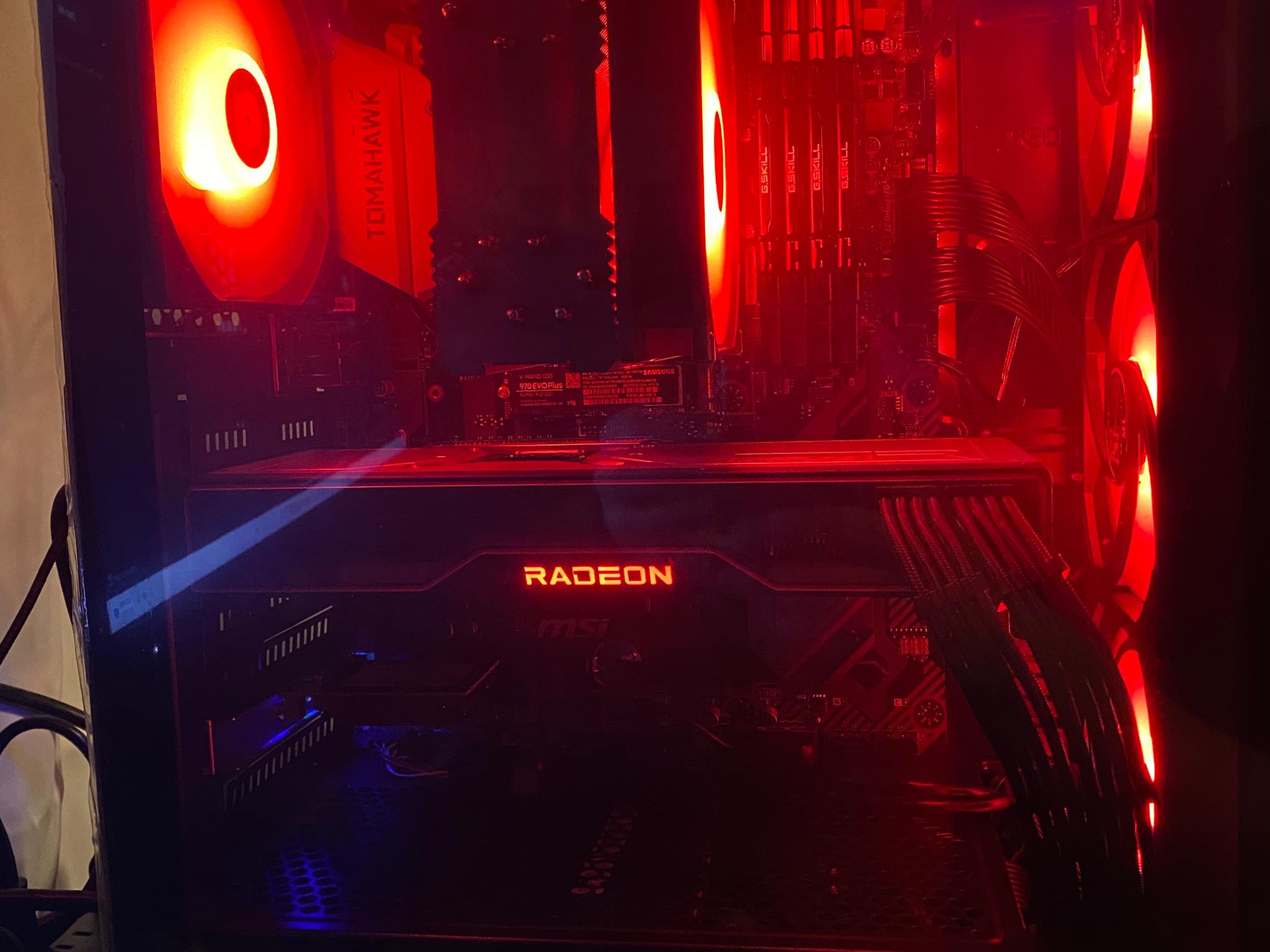 Hematite II R7 5800X/RX 6800/ 32GB RAM/1 TB NVME
