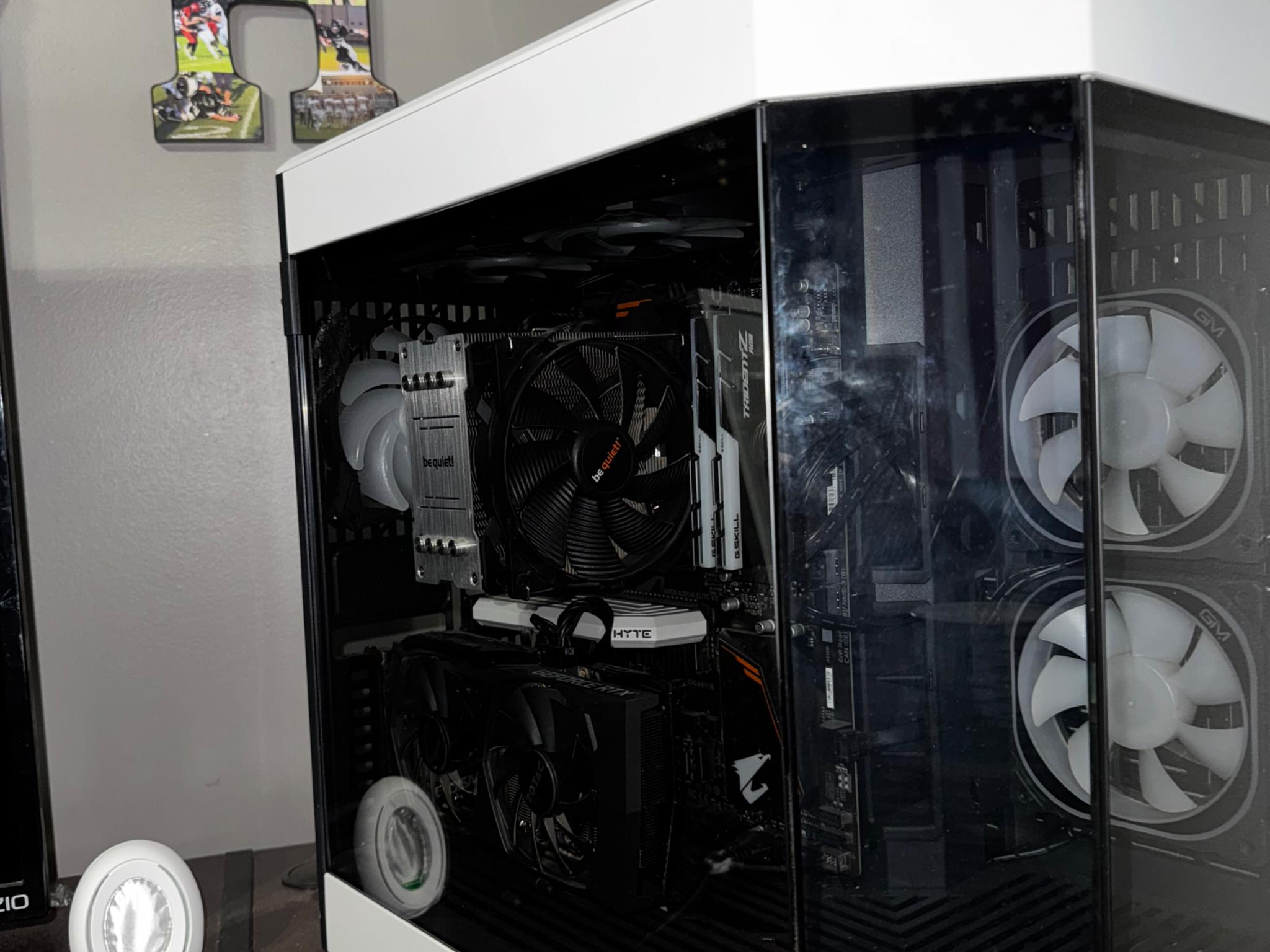 Ryzen 5 5600X 3060Ti Used Gaming PC, Everything works and is in perfect shape