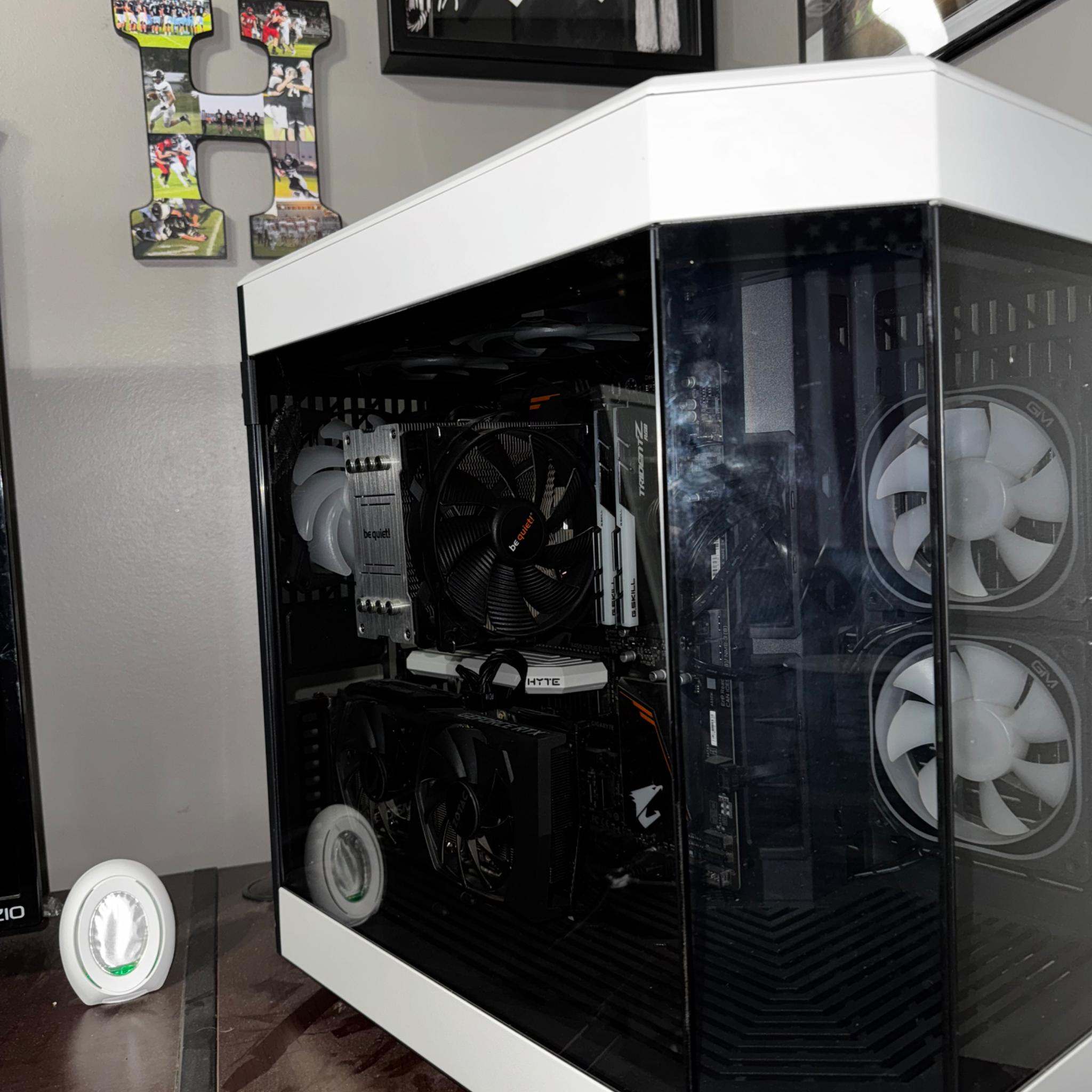 Ryzen 5 5600X 3060Ti Used Gaming PC, Everything works and is in perfect shape