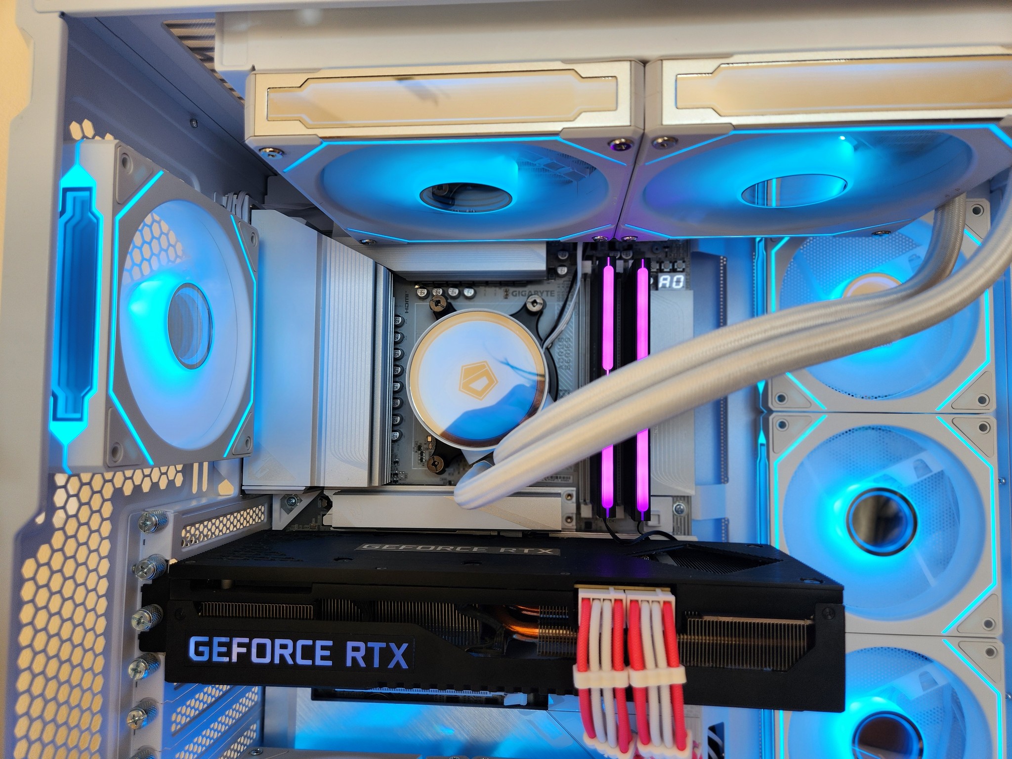 Black Friday / Cyber Monday | RTX 3080 | Ryzen 7 9700x | 32GB DDR5 | 1TB NVMe | Gaming pc