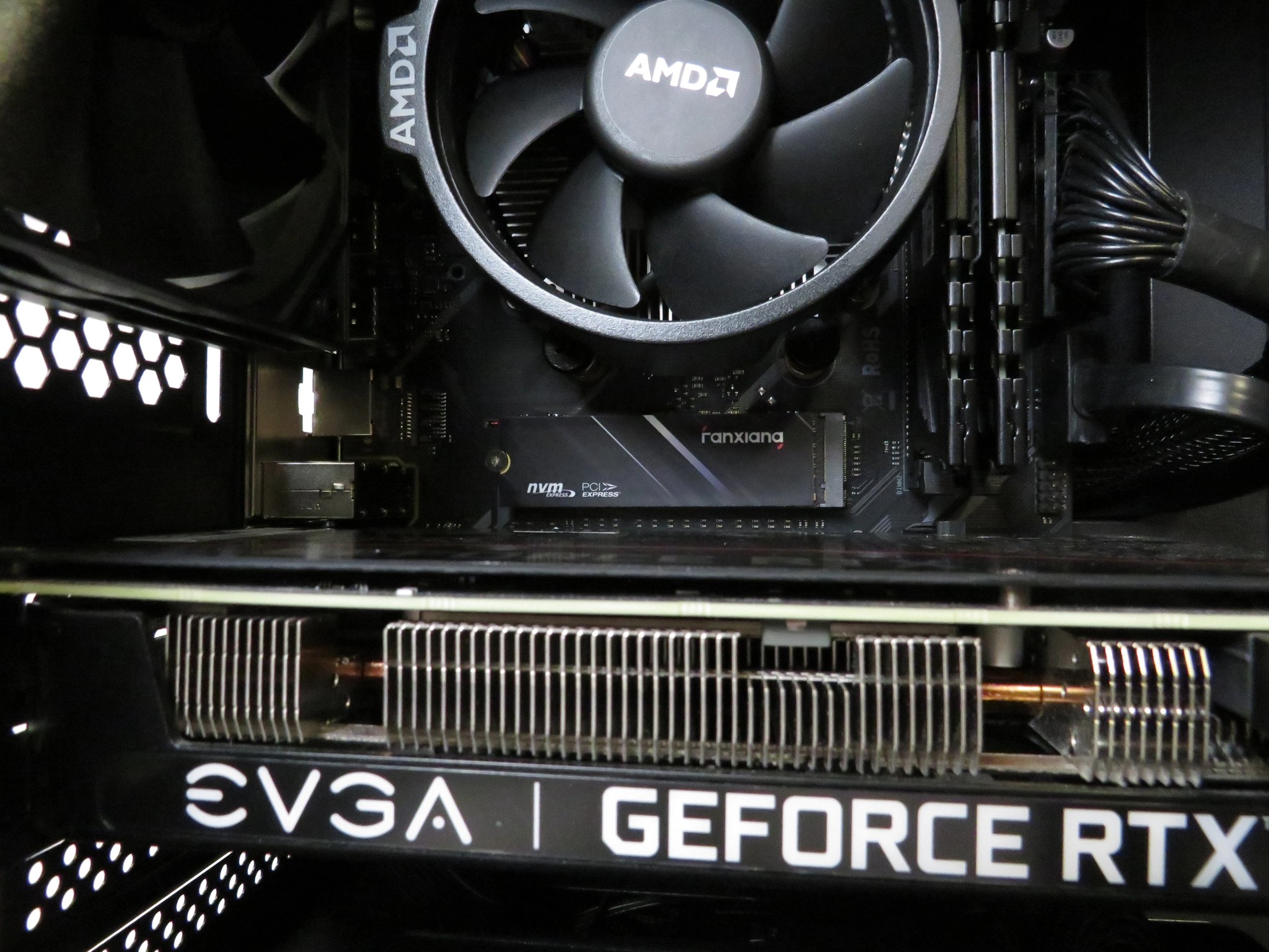 Budget starter gamer: Ryzen 5 2600 + EVGA RTX 3050 8 GB + 16 GB RAM + 1 TB NVME