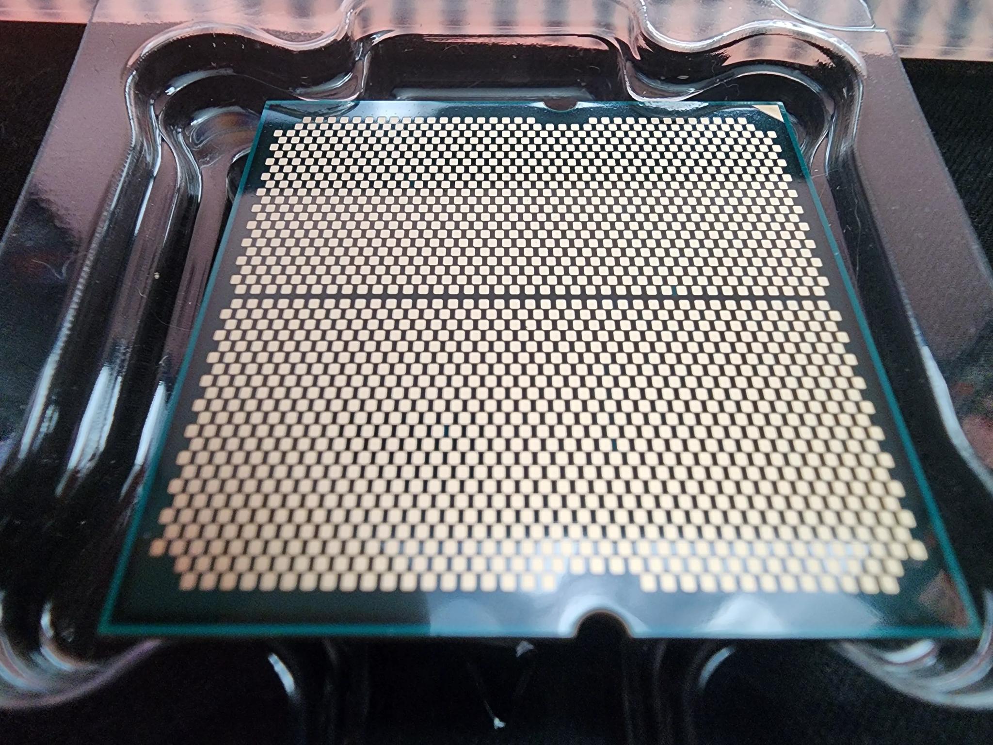 AMD Ryzen 7 7700