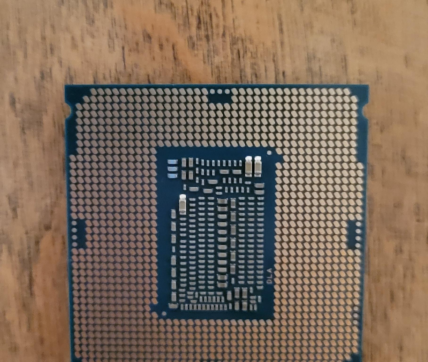 Intel i5-9600k
