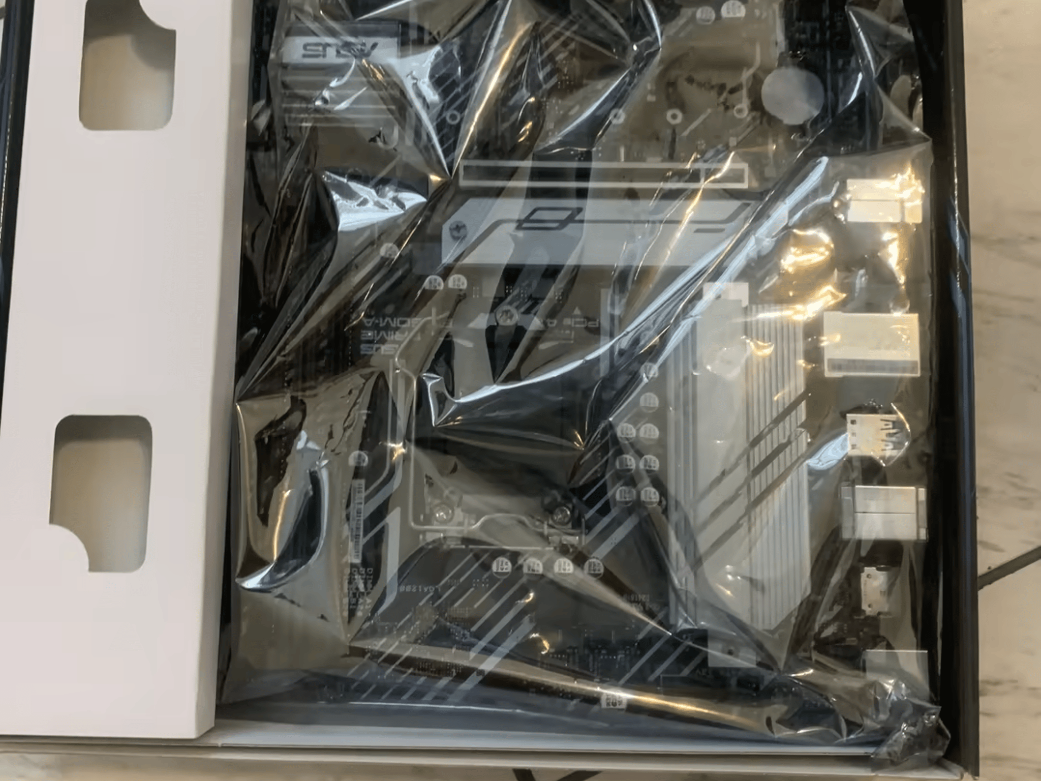 Asus B560-M