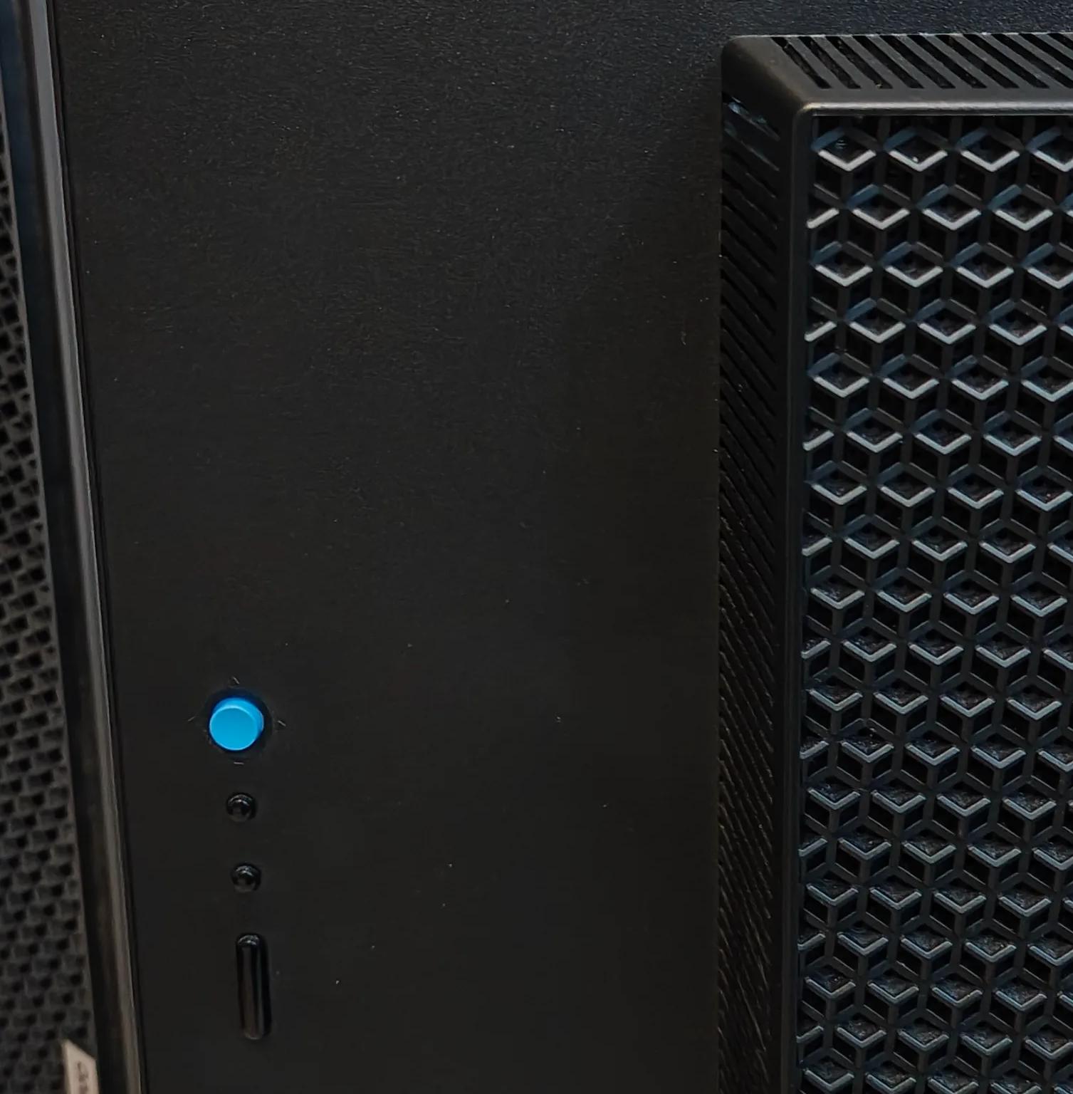 Lenovo Legion T7 Gaming PC: Intel Core i7 13700KF | Nvidia Geforce RTX 4080 | 64GB RAM | 2TB SSD FS!