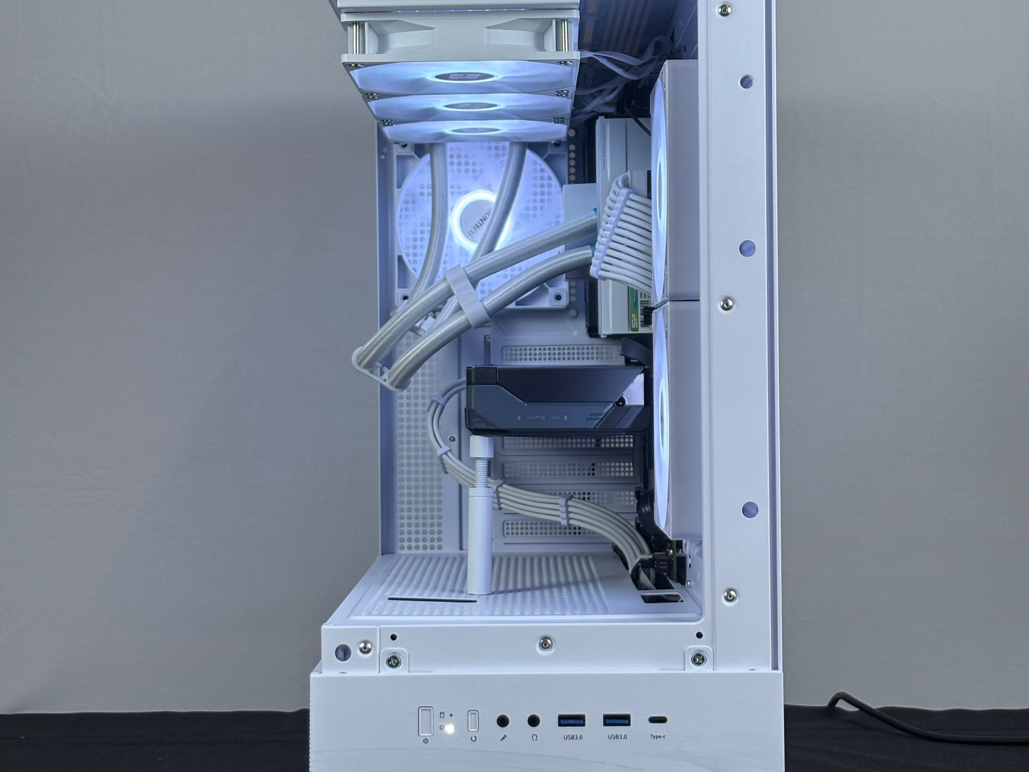 🤍 White RTX 5060 + Ryzen 5 PC | 32GB DDR5 | Full ARGB Control | WiFi + BT