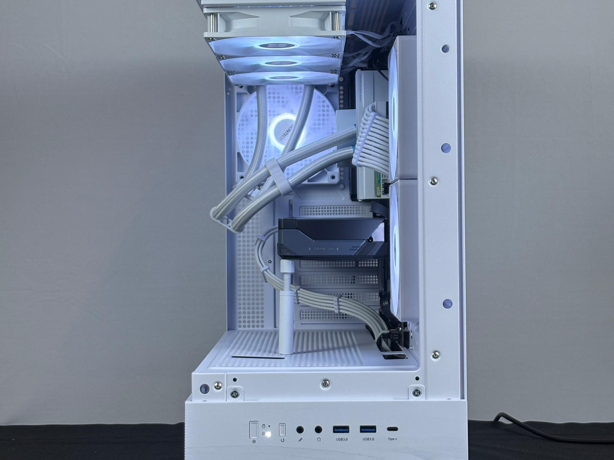 🤍 White RTX 5060 + Ryzen 5 PC | 32GB DDR5 | Full ARGB Control | WiFi + BT