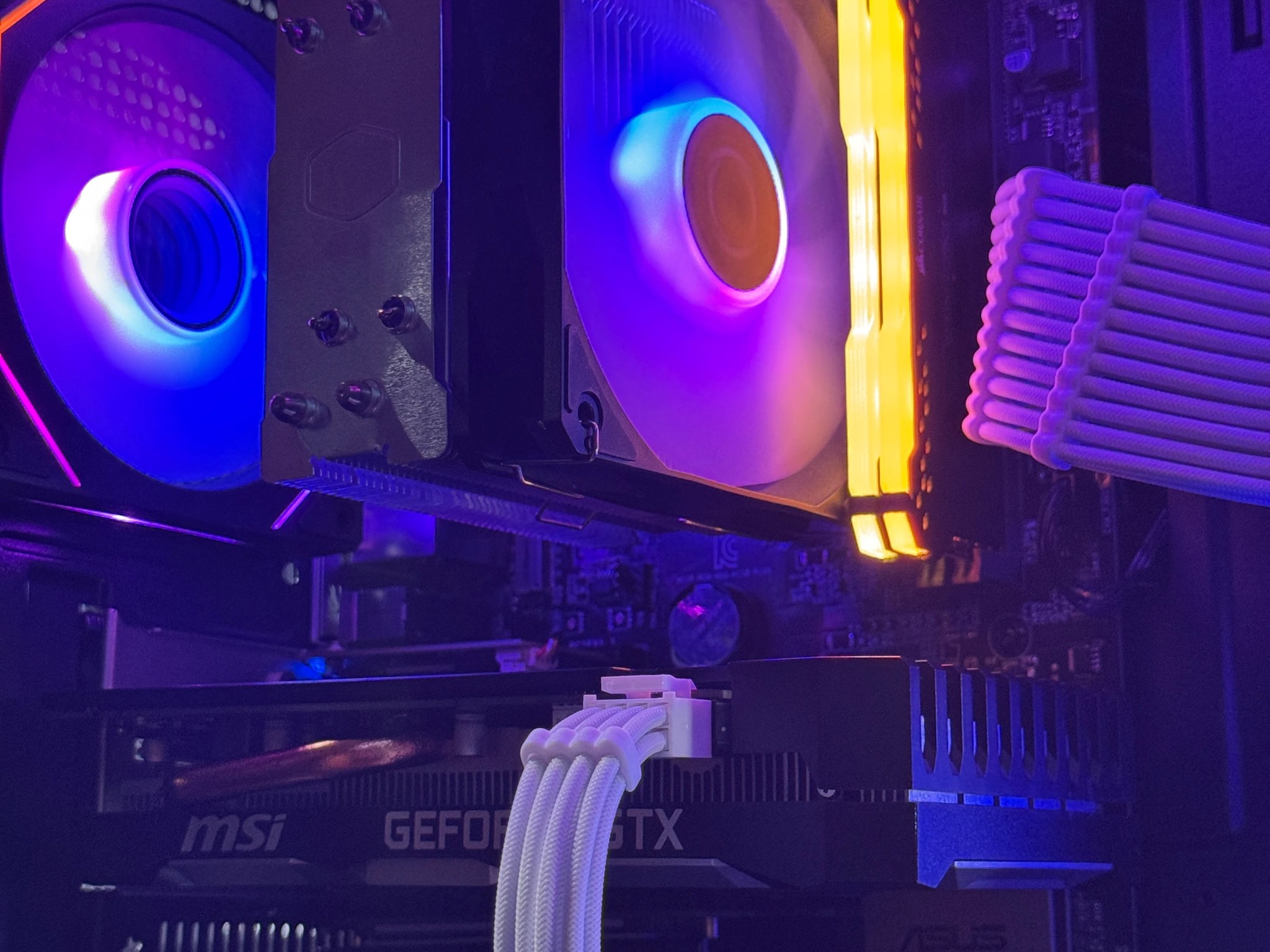 RGB FishTank Gaming PC | i7 7700 | GTX 1660 S | 16GB DDR4 | 1TB SSD