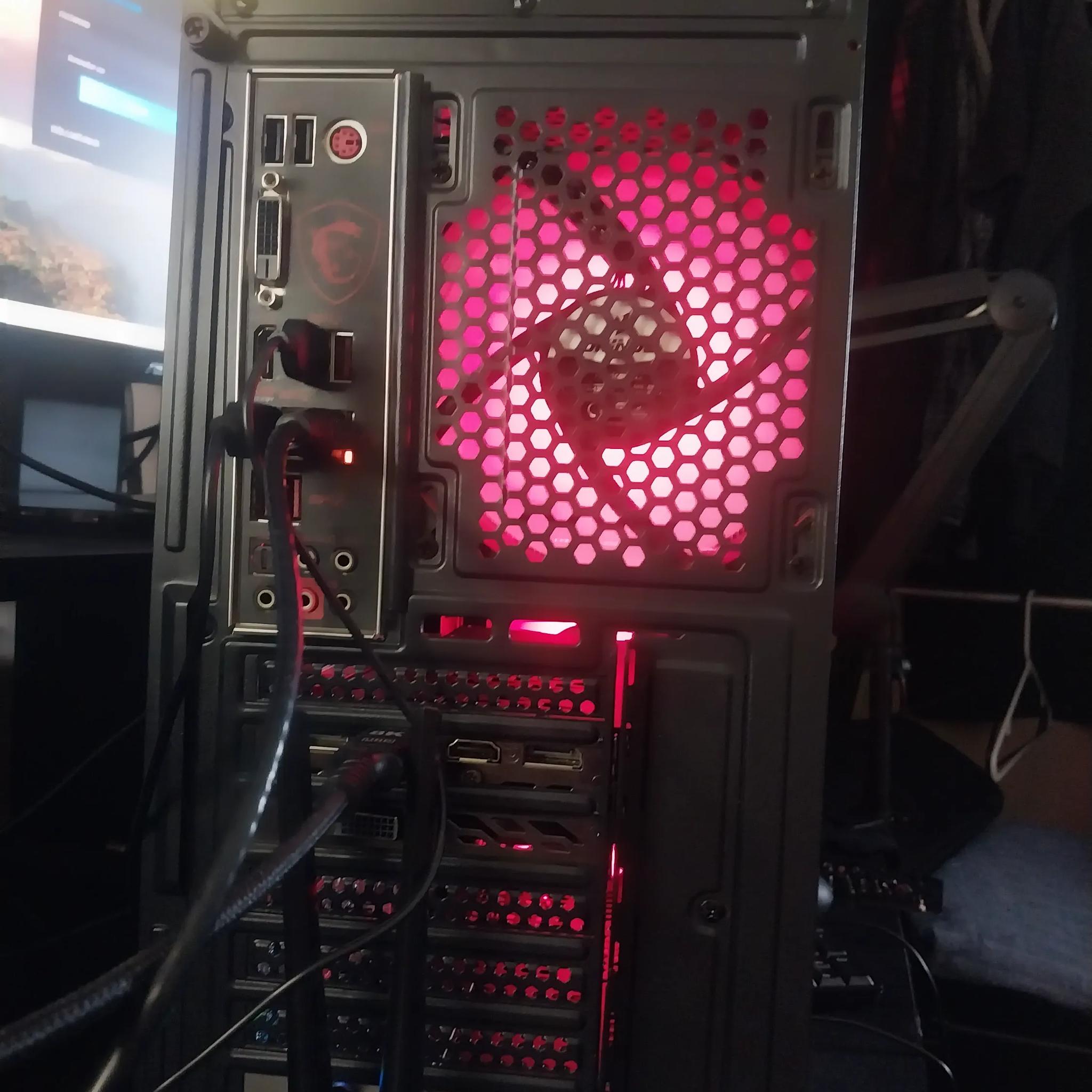 Awesome GTX 1070 ti / Ryzen 5 5500 1080p Gaming PC