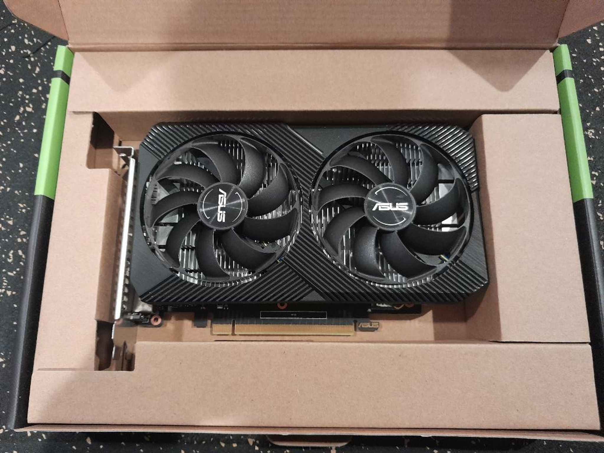 ASUS Dual GeForce GTX 1650 4GB GDDR6