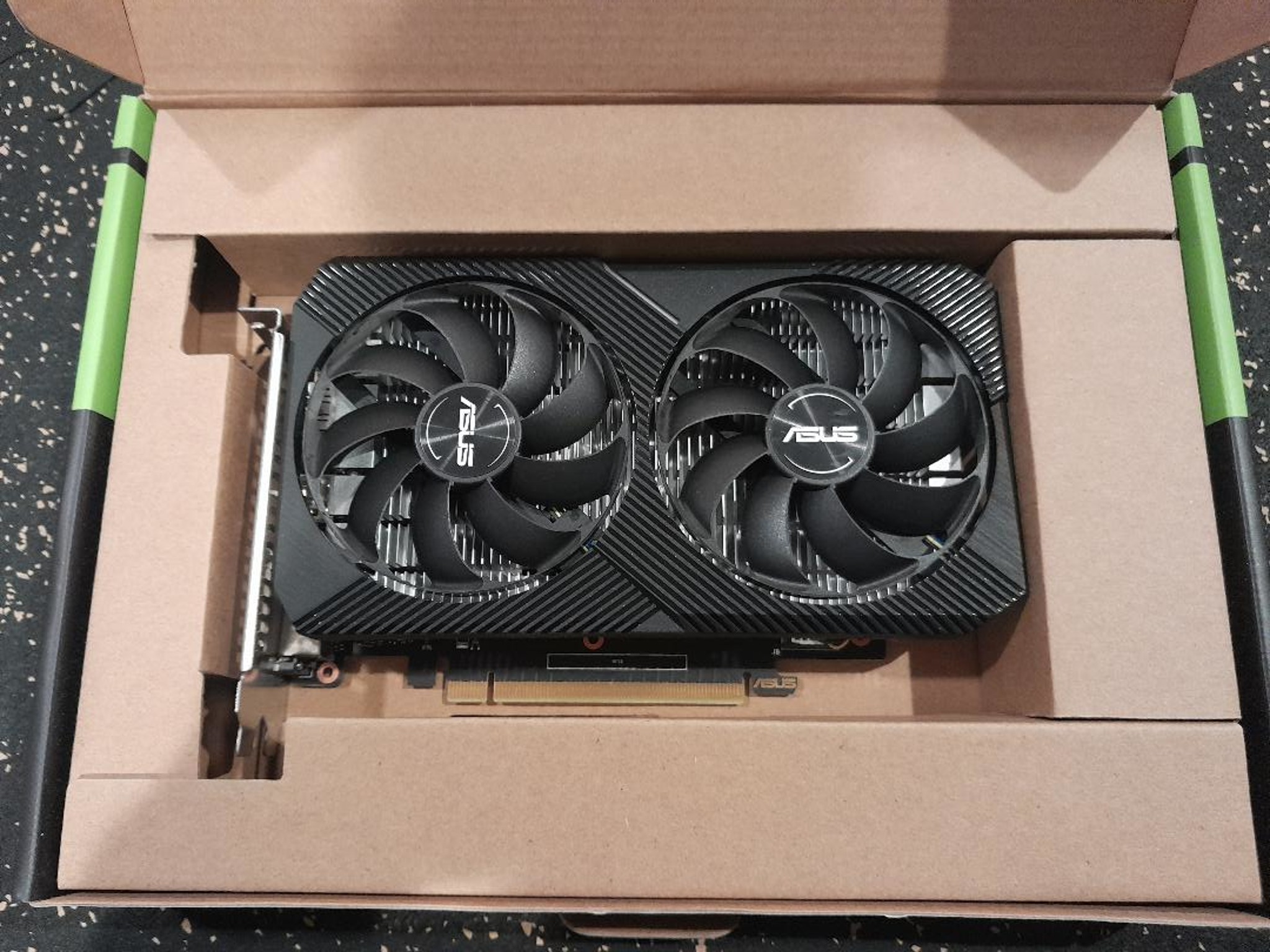 ASUS Dual GeForce GTX 1650 4GB GDDR6