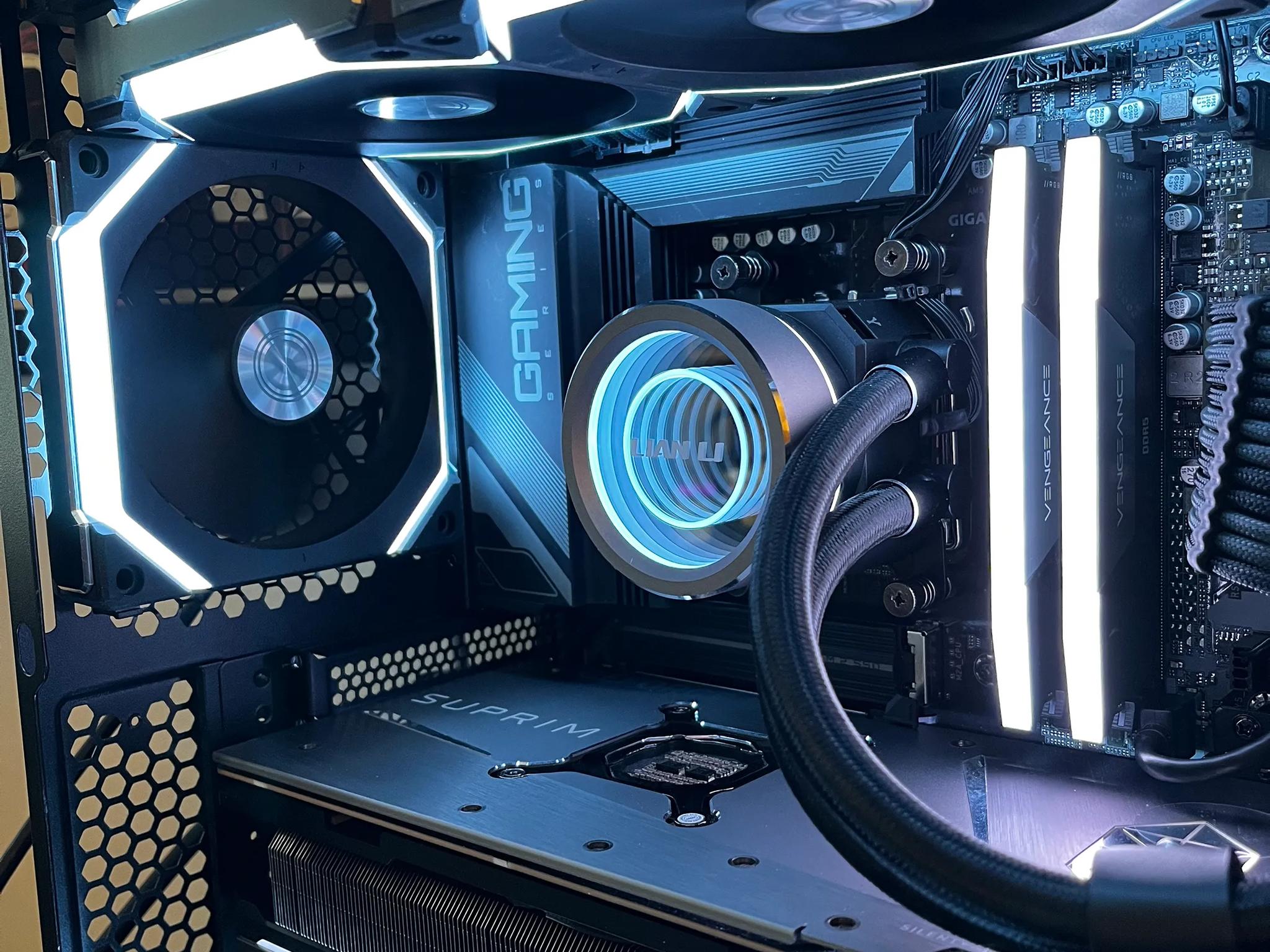 Gray Wolf - RTX 4080 | Ryzen 7 7700X | 32GB @ 6000 MT/sec | 4TB storage | 1000W PSU