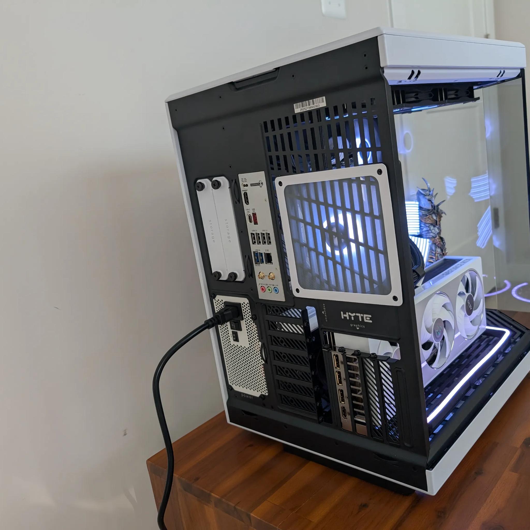 Death Knight Gaming PC - Hyte Y70 - Nvidia 5070 + Ryzen 9600X (excluding figurine)
