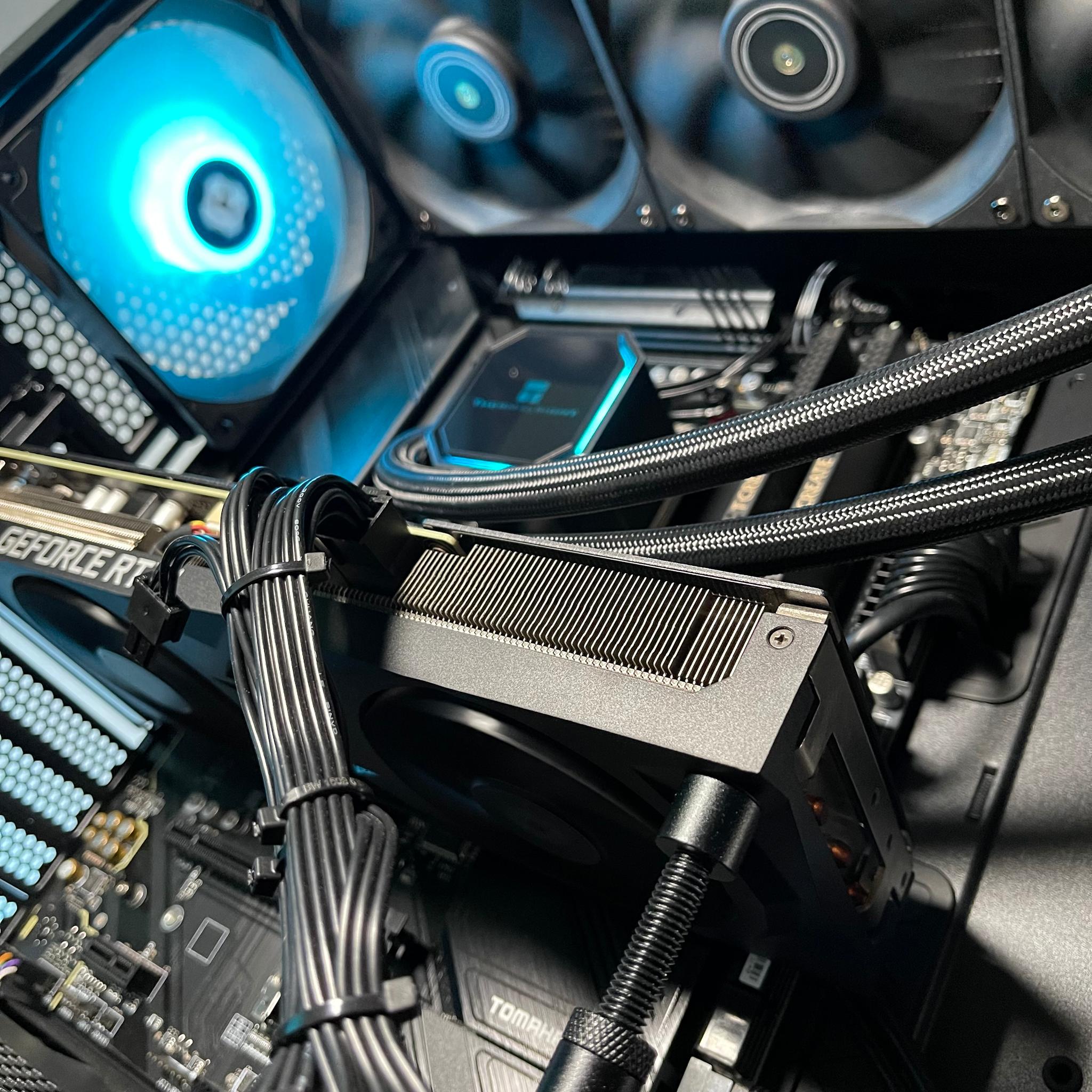 Gaming PC | RYZEN 7 7700X | RTX 3070 8GB| 32GB DDR5 6000 | 2TB GEN4 SSD