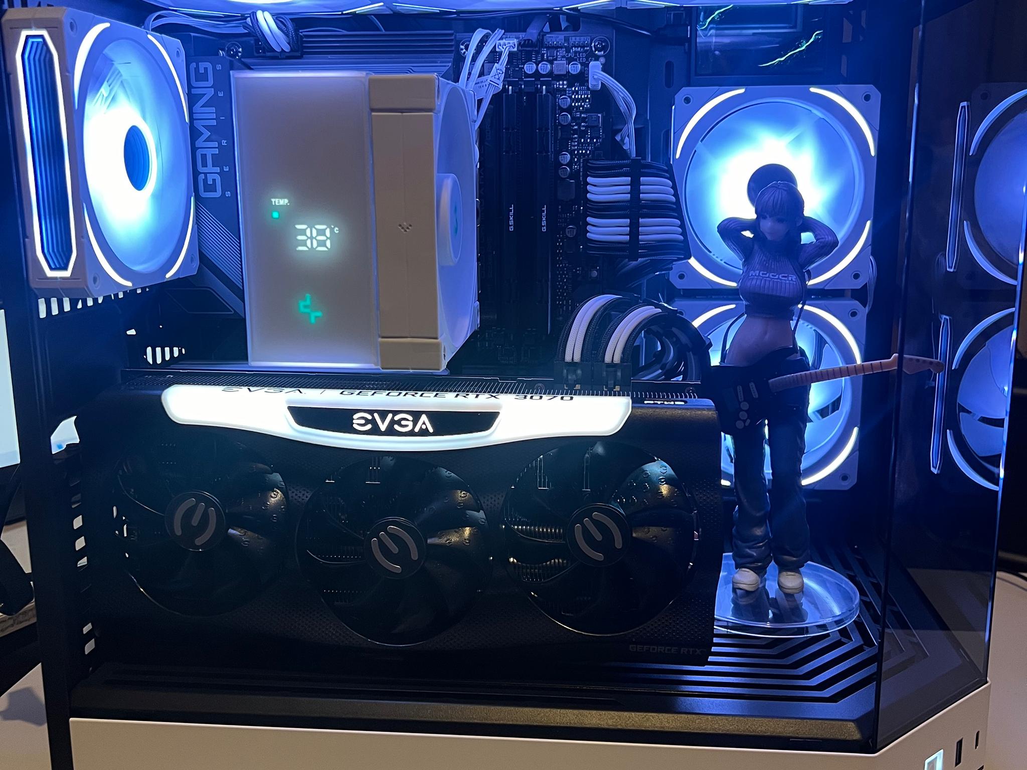 Hyte Y60 ❄️ Gaming PC | Ryzen 7 7800X3D | RTX 3070 | 32GB RAM | 1TB SSD/2TB HDD | Windows 11 Pro