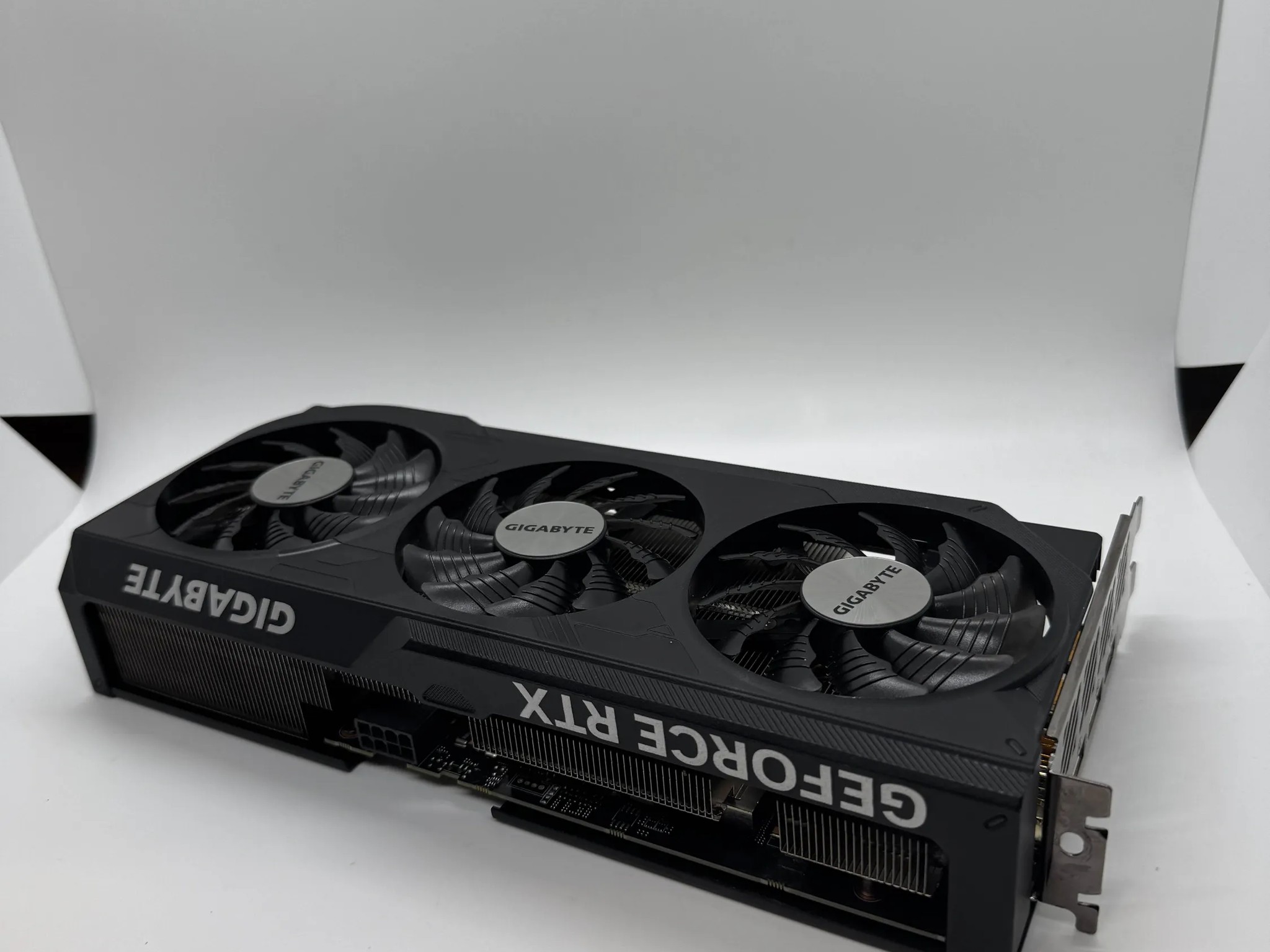 Gigabyte WINDFORCE OC GeForce RTX 4070 12 GB Video Card