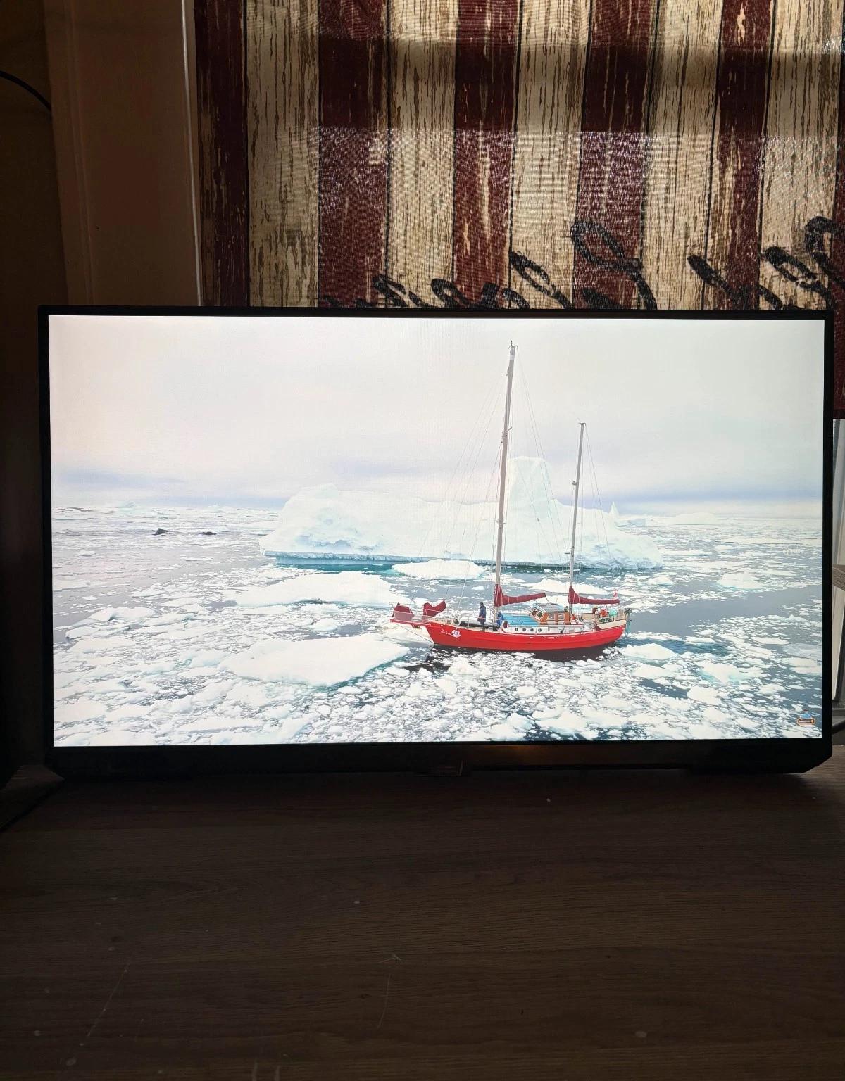 Samsung S28BG700EN 28" 4K UHD Gaming Monitor (CS)