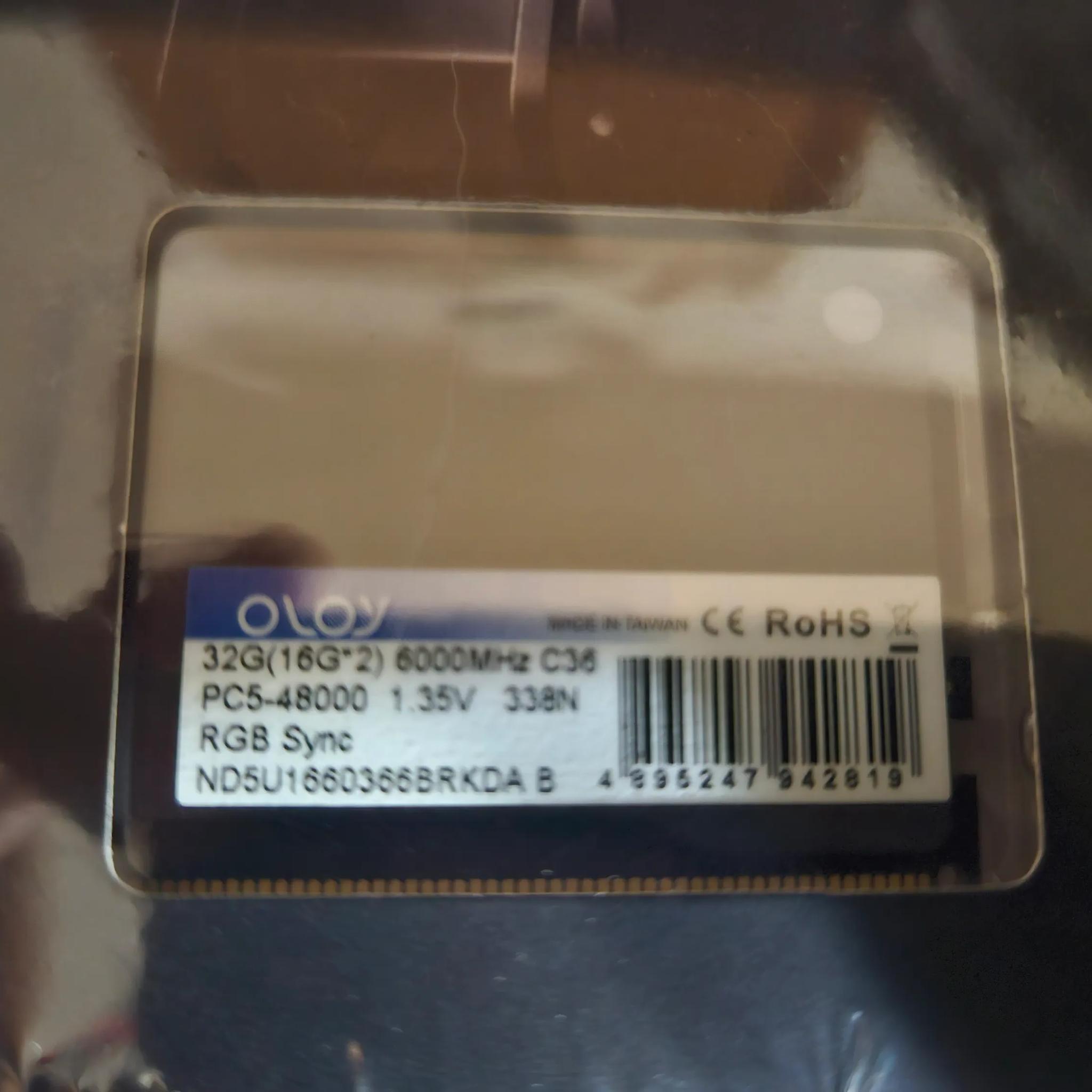 OLOy BNIB Blade RGB 32GB (2 x 16GB) 288-Pin PC RAM DDR5 6000 (PC5 48000)