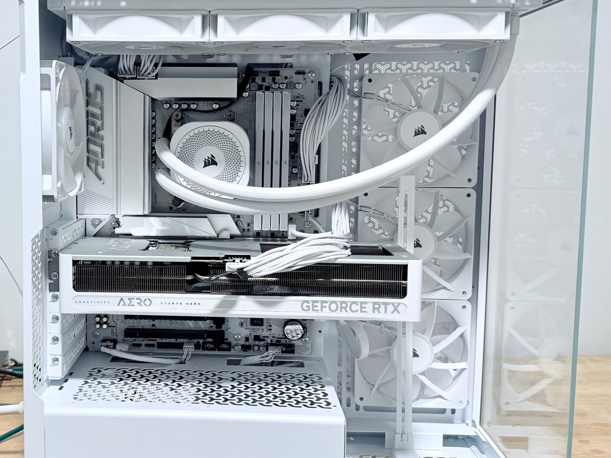 Gaming PC ICE RTX 5070 OC 12GB
