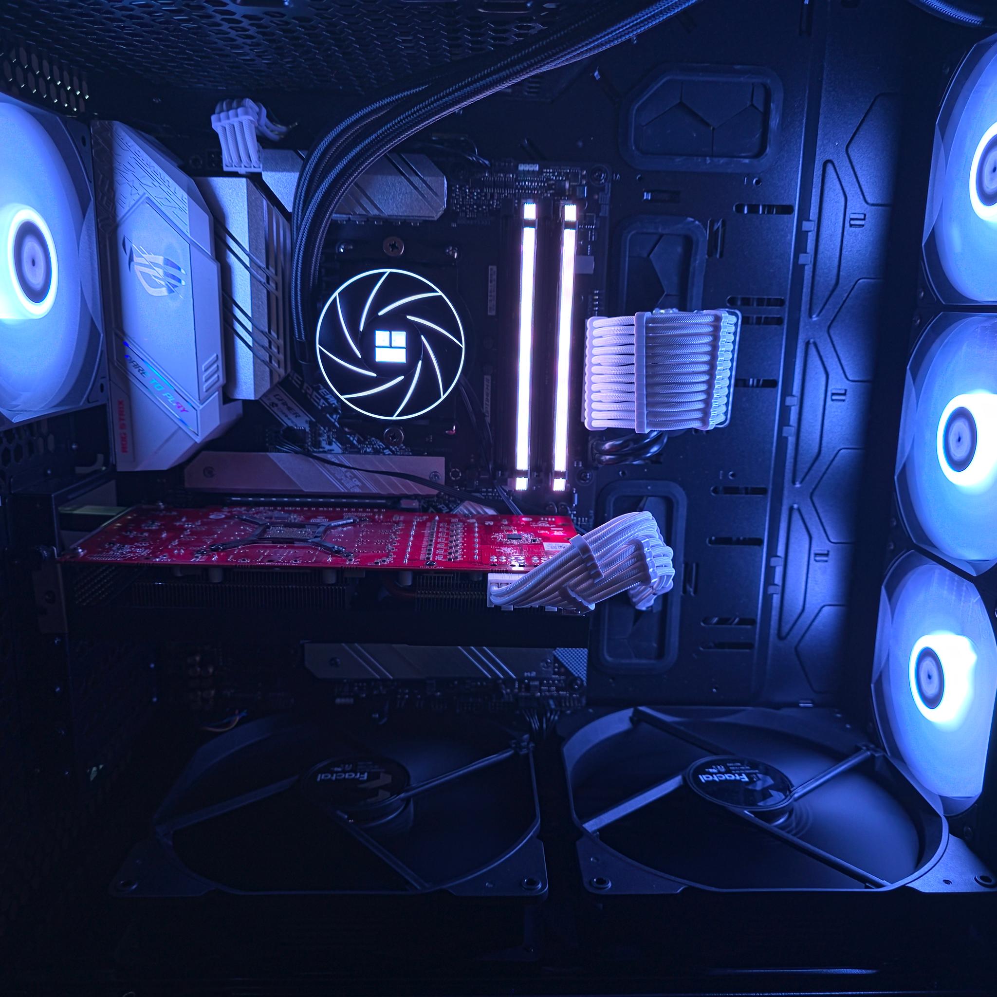 Ryzen 5 5600X | RX 5700 XT 8GB | 1TB NVMe + 2 TB HHD!!