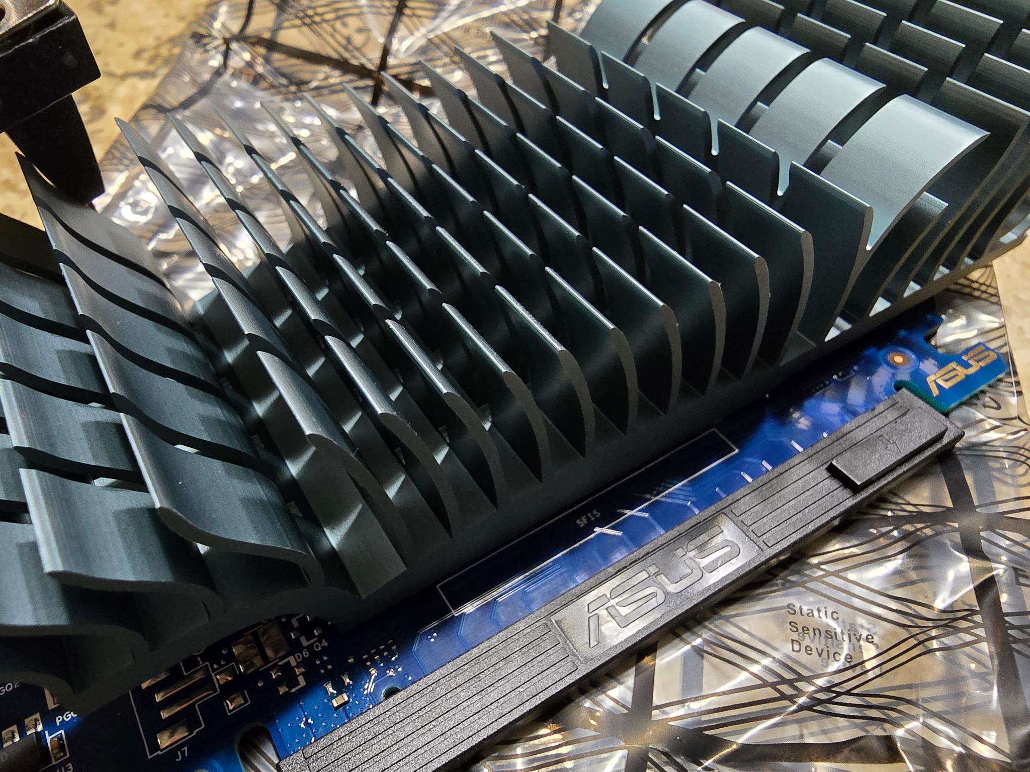 ASUS GeForce GT 730 2GB GDDR5 low profile graphics card silent HTPC build