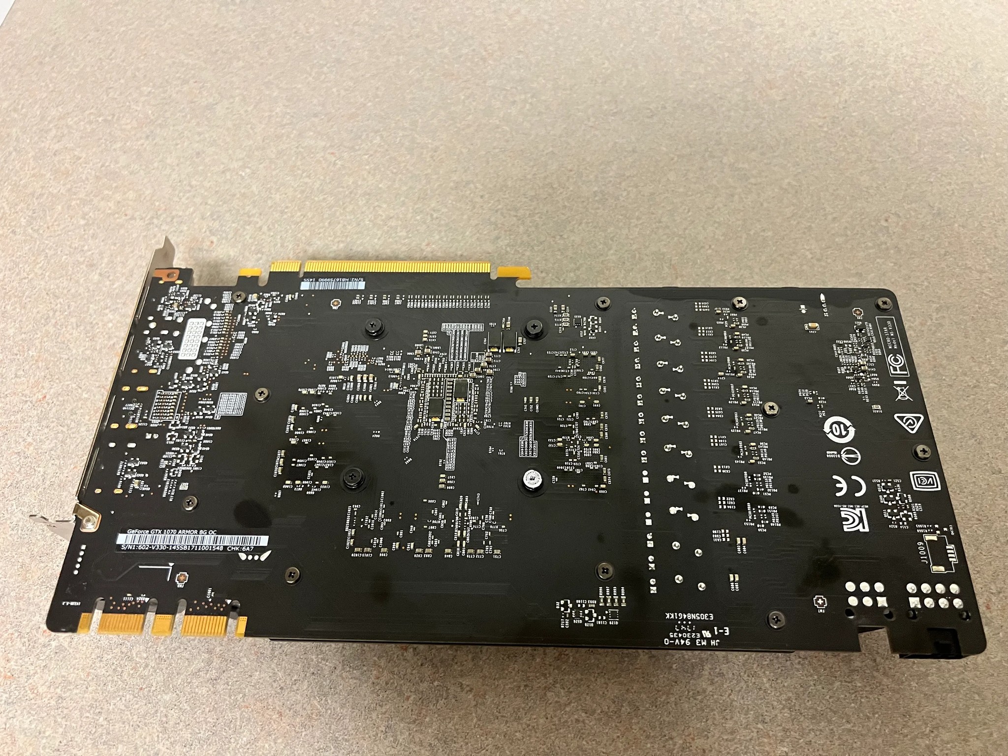 MSI GeForce GTX 1070 ARMOR 8G OC