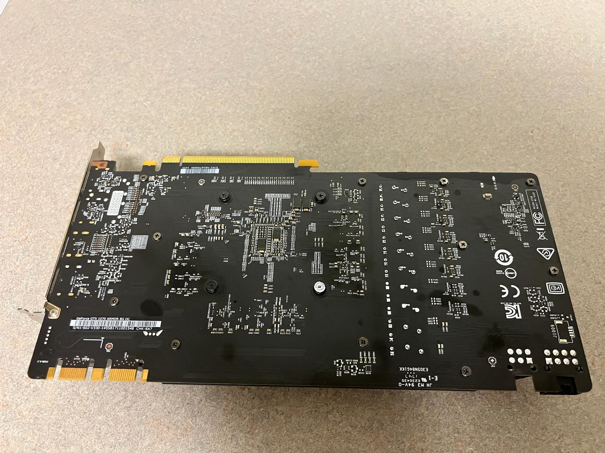 MSI GeForce GTX 1070 ARMOR 8G OC