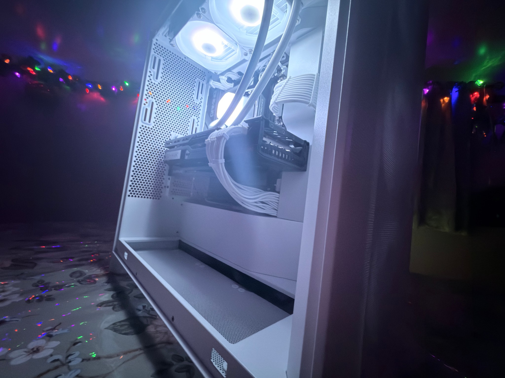 ❄️ WINTER PC ❄️ 7900 XTX  | Ryzen 9 7900x  | 1250W | 16gb DDR5 | 1tb SSD | WiFi | 4K Gaming PC