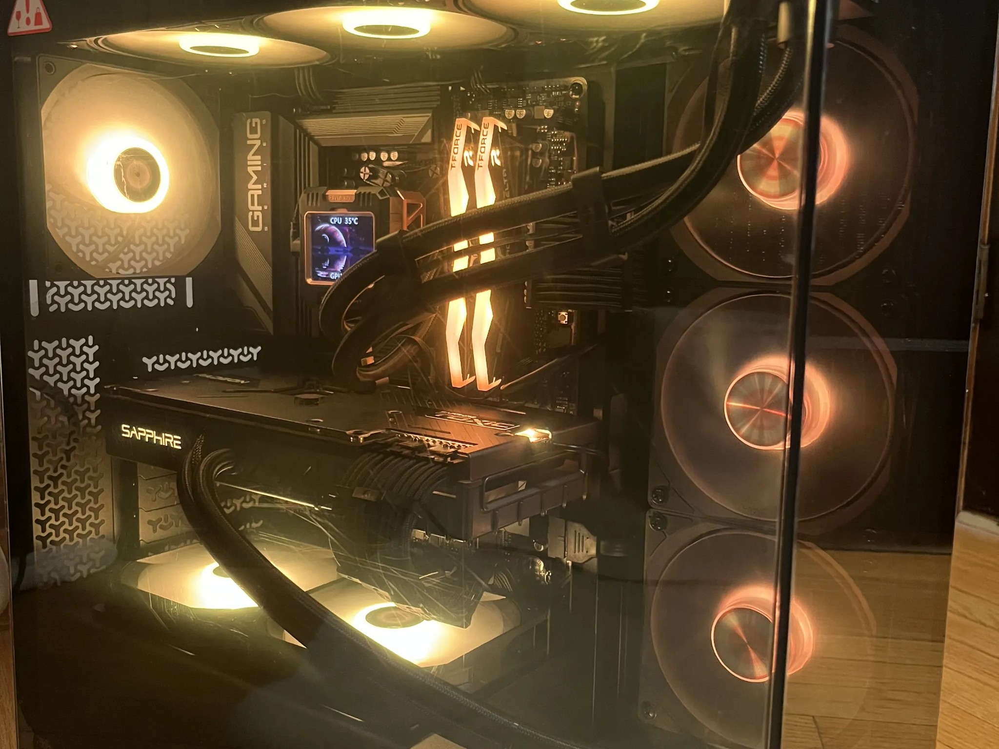 RX 6900 XT Toxic LE, Liquid Cooled | Ryzen 5 7600 | 32GB DDR5 | 2 TB