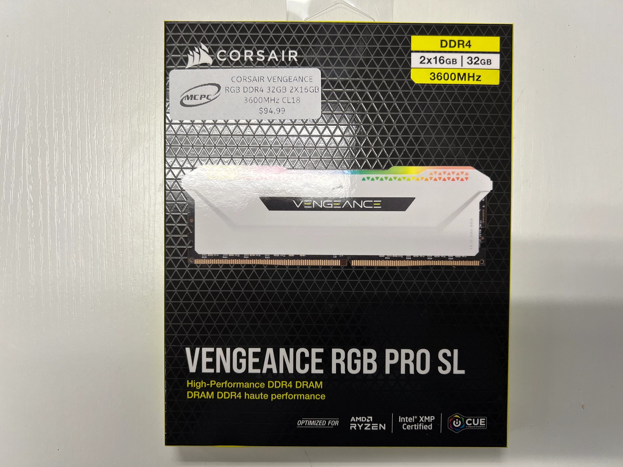 Corasir Vengeance DDR4 32GB (2x16) 3600MHz CL 18 White