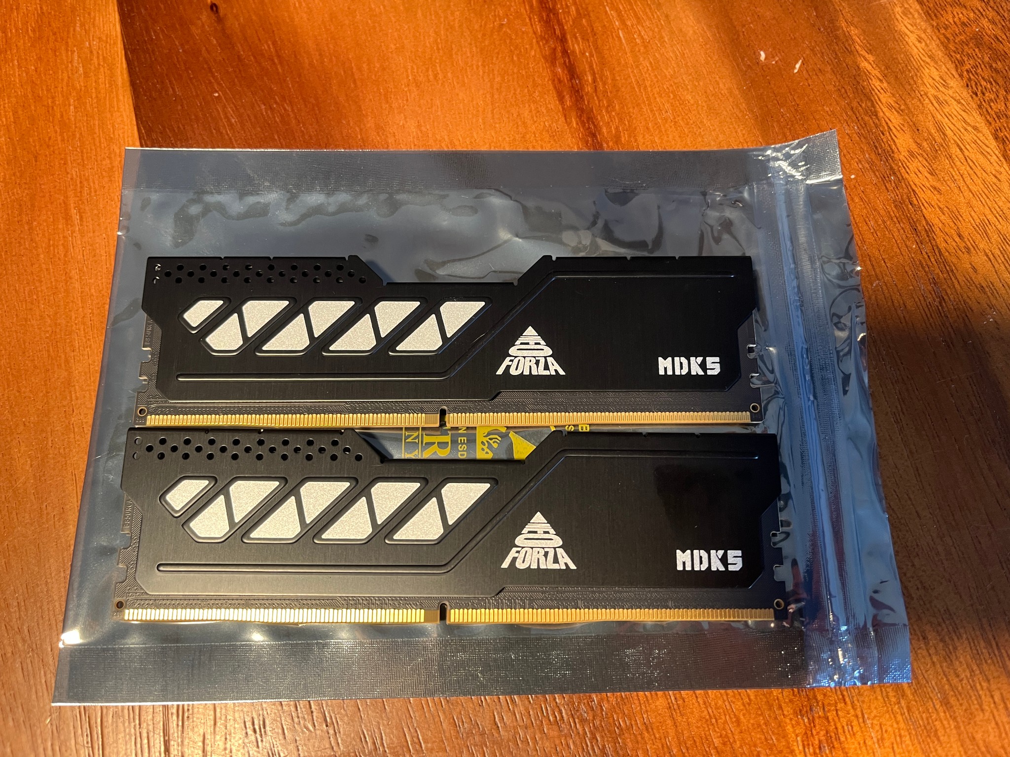 Neo Forza 32GB DDR5 5200 U-DIMM CL40 RAM NMUD516F88-5200EL00  (2x16GB)
