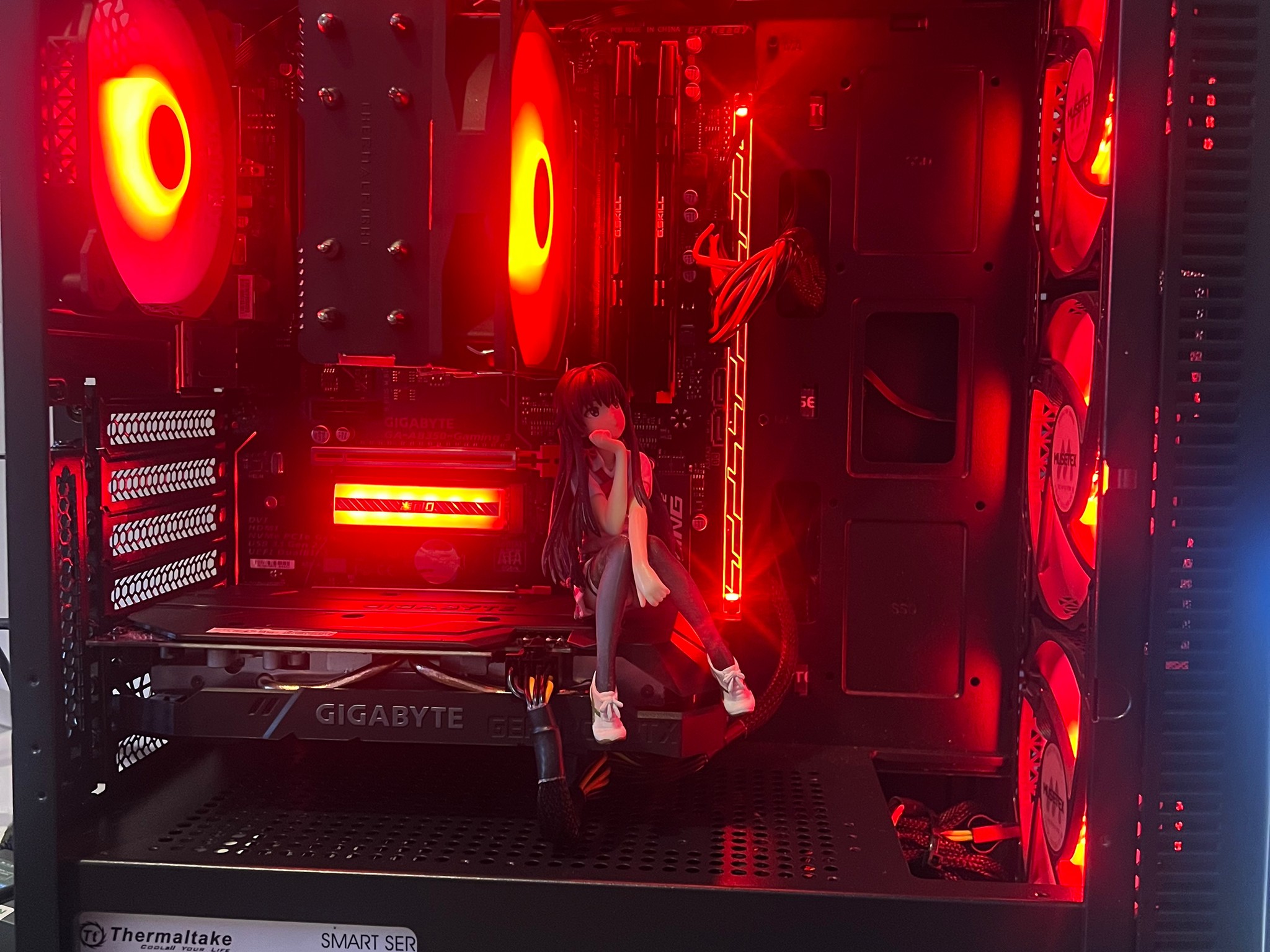 “Icy❄️” Gaming PC | Ryzen 5 3600 | GIGABYTE RTX 2060 | 16GB RAM | 512GB | Windows 11 Pro
