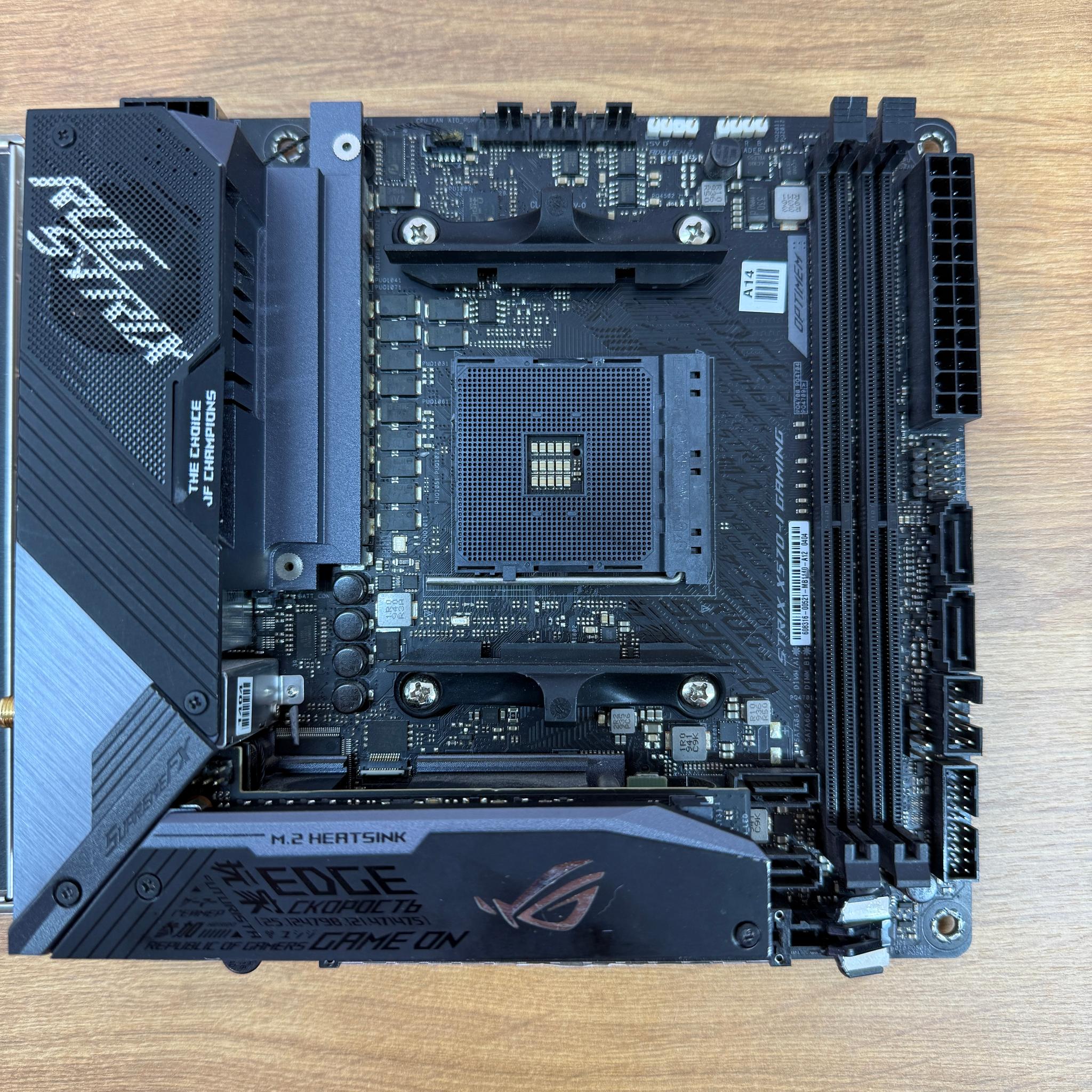ASUS ROG Strix X570-I Gaming WiFi