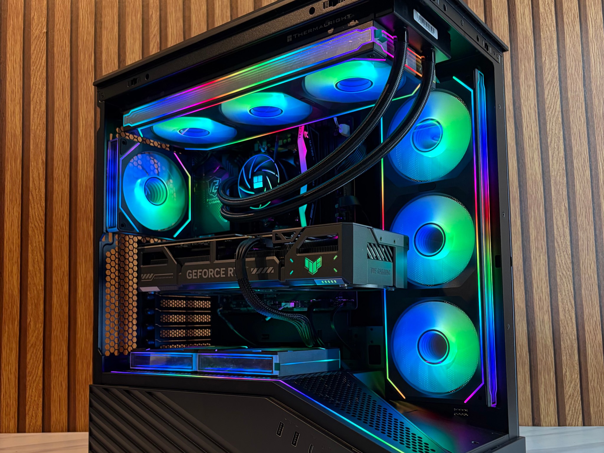 RTX 5070 | RYZEN 7 7800X3D | 16GB DDR5 | 750W PSU | 2TB NVME | 360MM AIO