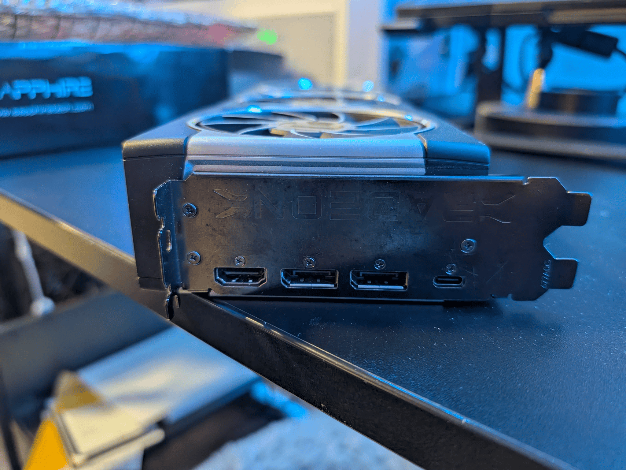 Sapphire AMD Radeon RX 6800 XT Reference Design