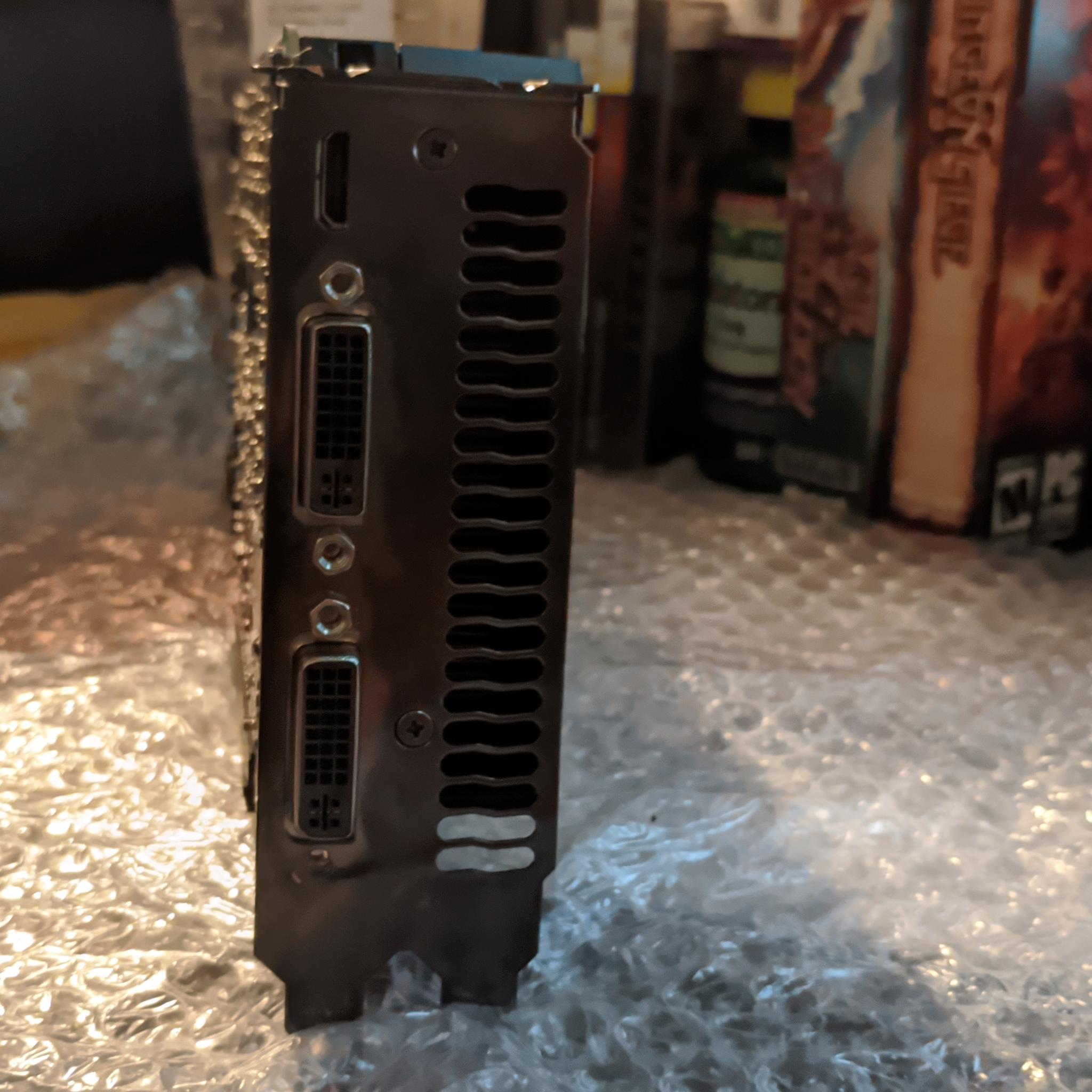 NVIDIA GeForce GTX 470 | GDDR5 1.28GB DX12