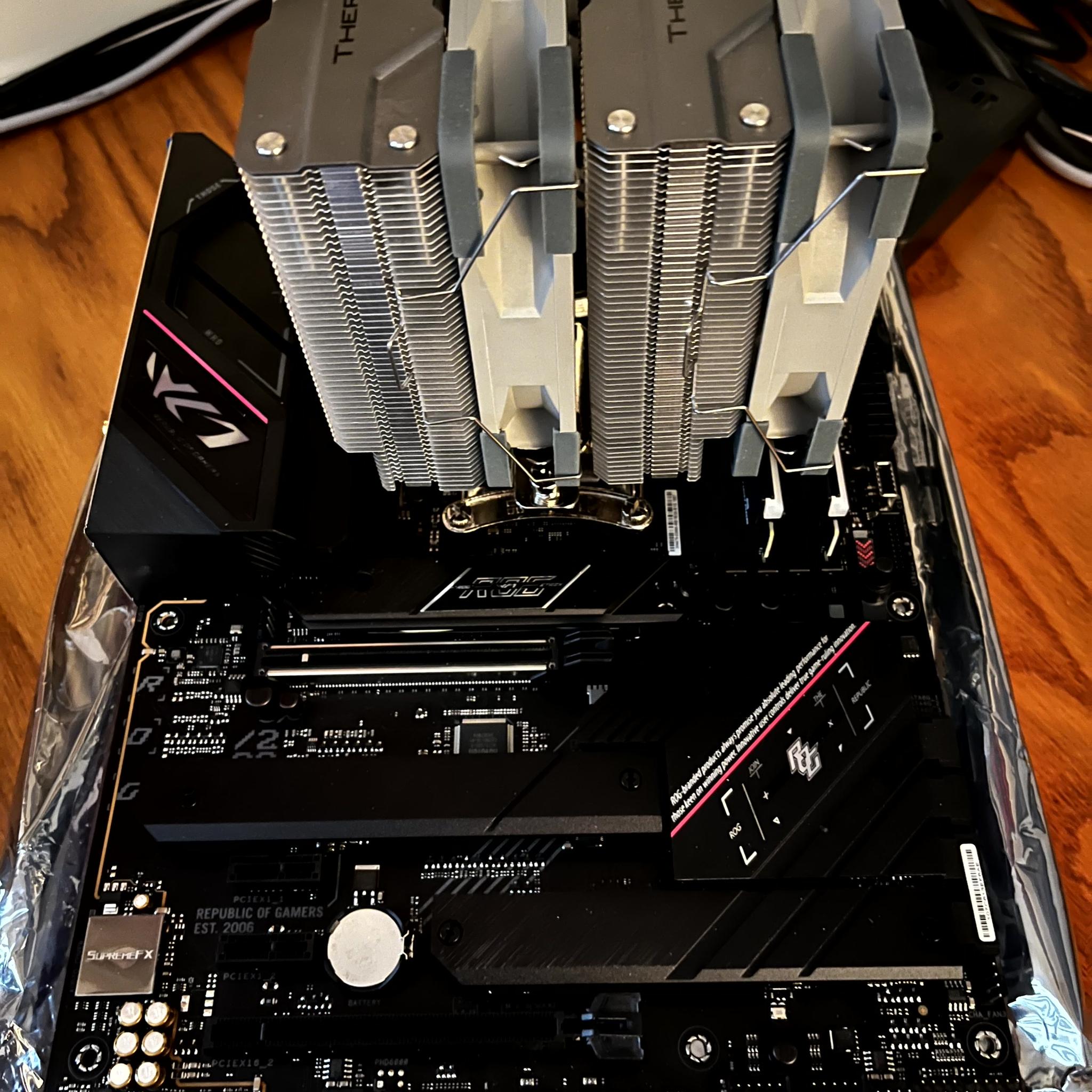 🔥Ryzen 7 9800X3D🔥 | 32G @6400 | Asus B650E-F motherboard | 4TB WD Black SN850X