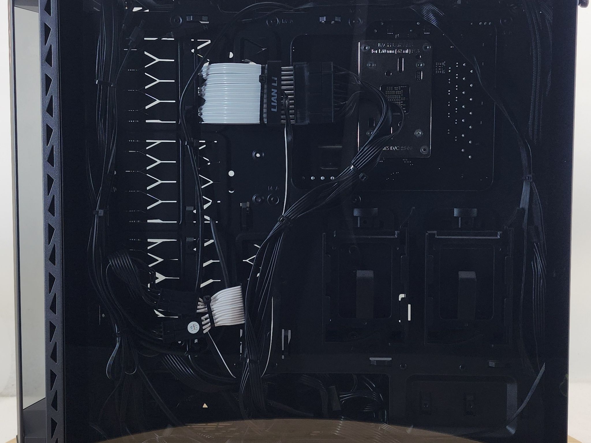 Gaming PC Ryzen 7 7700X 32GB RAM 1TB SSD RX 9070 16GB Win11 Computer