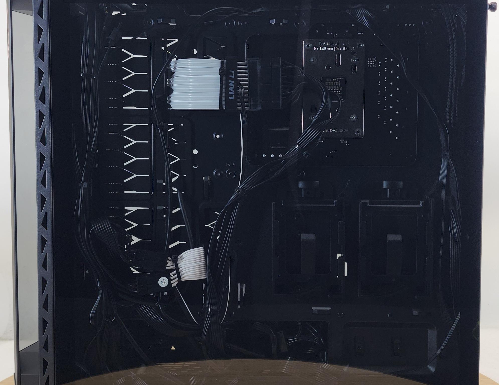Gaming PC Ryzen 7 7700X 32GB RAM 1TB SSD RX 9070 16GB Win11 Computer