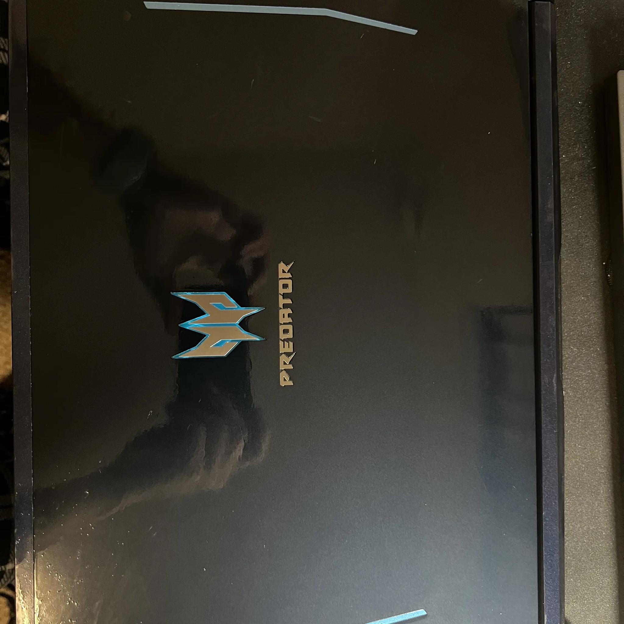 Acer Predator Helios 300 Gaming Laptop Combo Deal (include Xbox Controller and KIZUNA Laptop Case