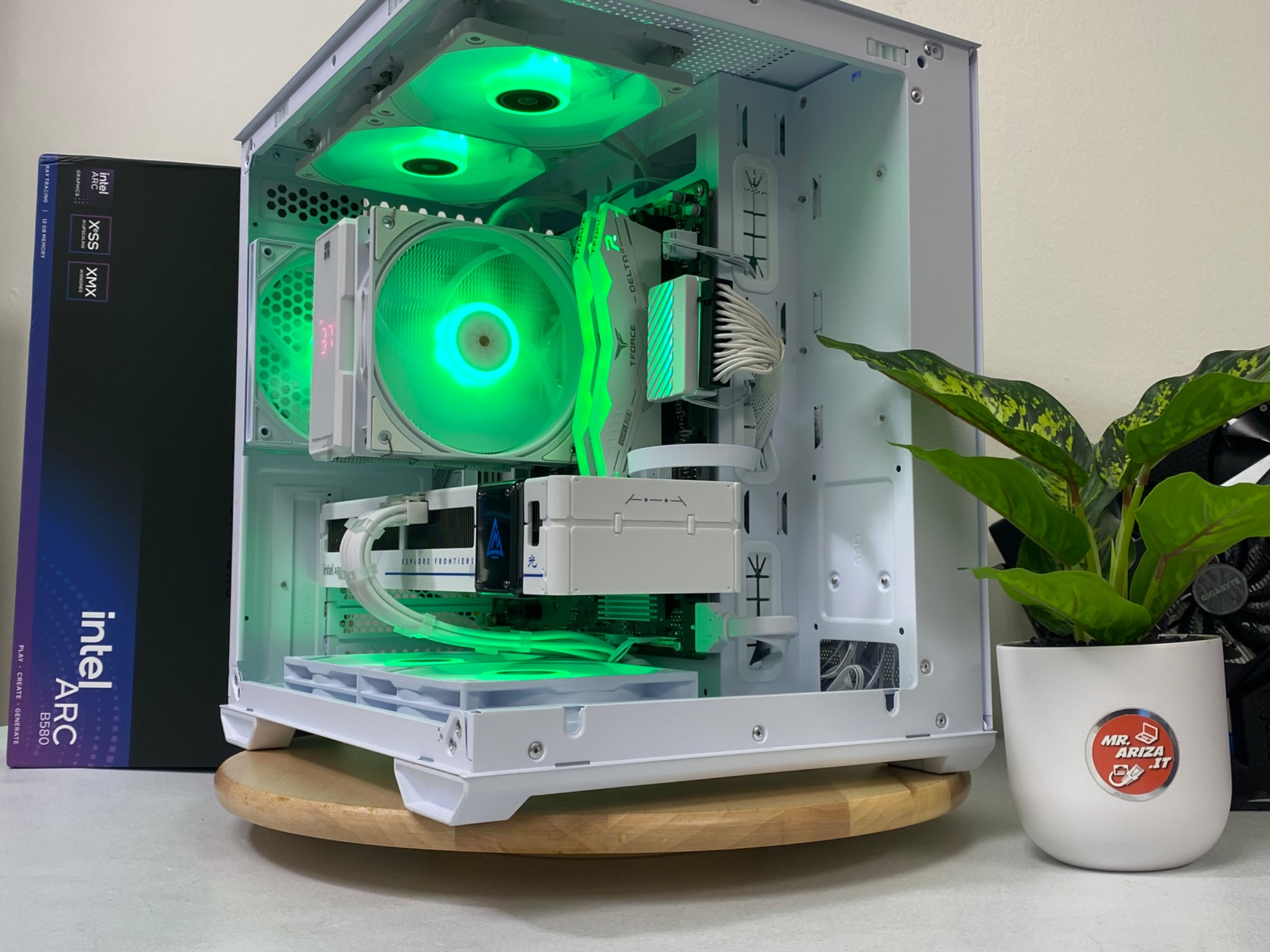 "Mirage Edge B580" - Ryzen 5 9600X /32GB /1TB/ARC B580