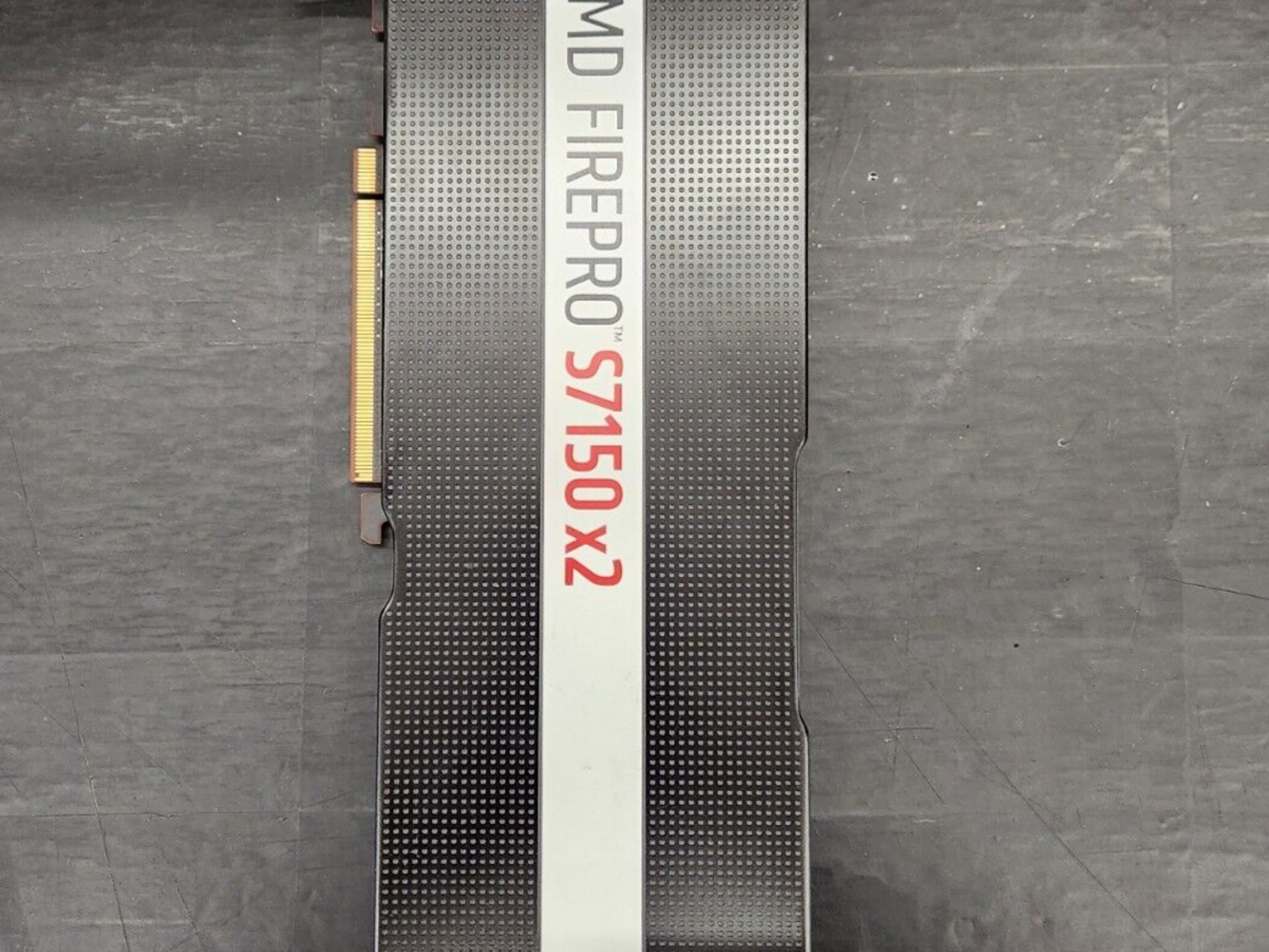 AMD FirePro S7150 x2 16GB GDDR5 Accelerator Graphics Card - PCIe 3.0 x 16