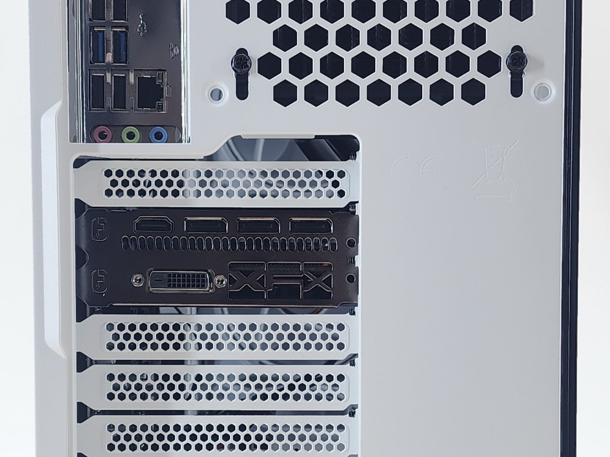 Gaming PC i7-6700 16GB RAM 1TB SSD RX 580 8GB Windows 11 Computer