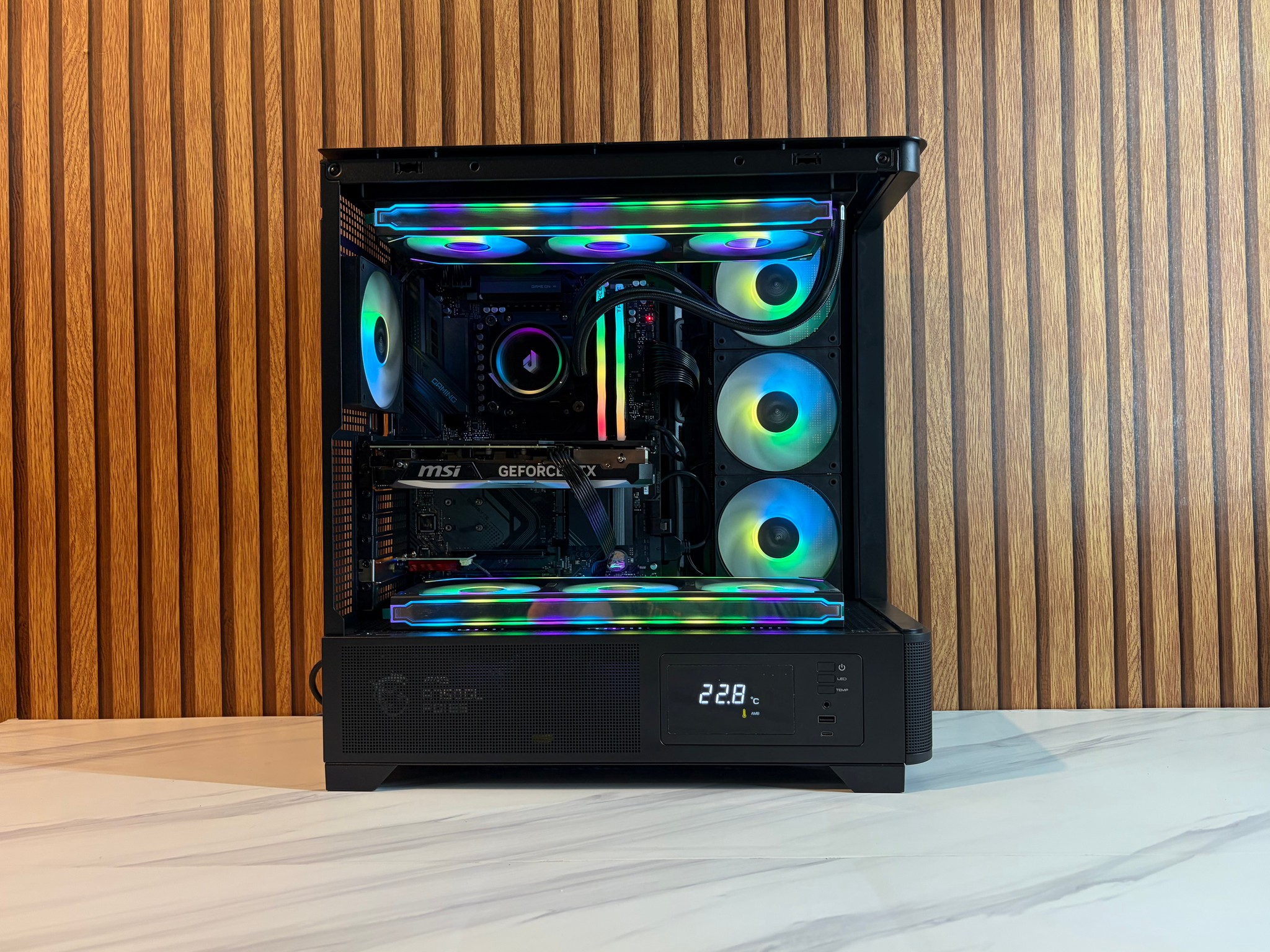 RTX 4070 | RYZEN 5 7600 | 16gb DDR5 | 1TB SSD| 360MM | 750W