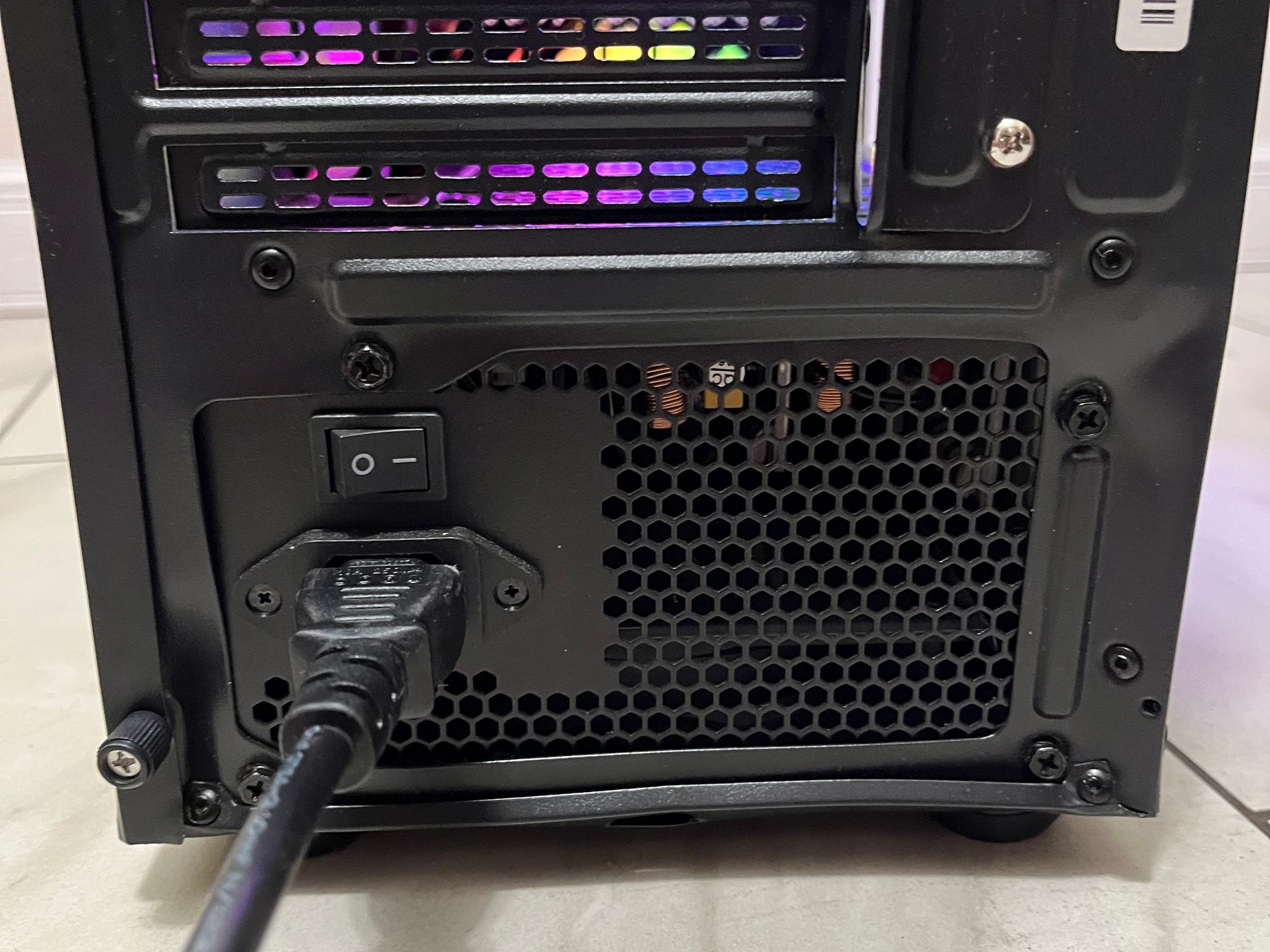 Budget Gaming PC-Intel i7-4790,NVIDIA GTX 770, 16GB RAM, 620GB Storage, w/ Wi-Fi & BT*Defective Case