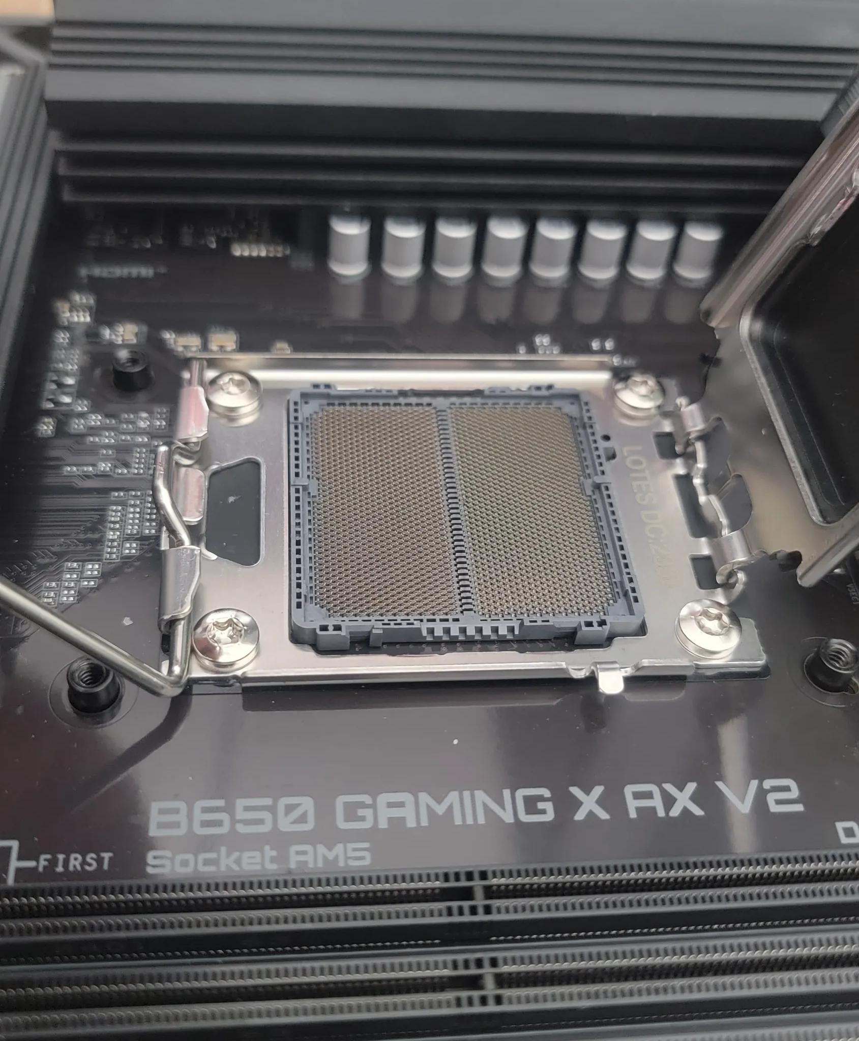 Gigabyte B650 Gaming X AX V2 AMD AM5 7000 8000 and 9000 series