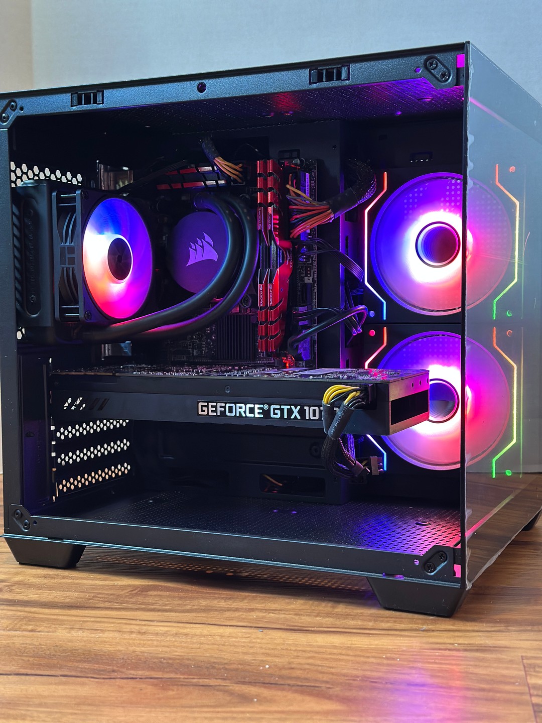 GTX 1070 | Intel i7 7700k | 16GB DDR4 | 1.12TB | Win 11 | Office