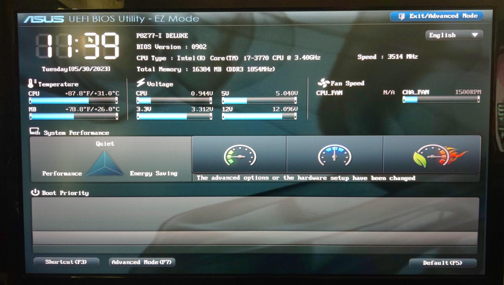 ASUS P8Z77-I Deluxe MOBO & Intel i7-3770 CPU Combo